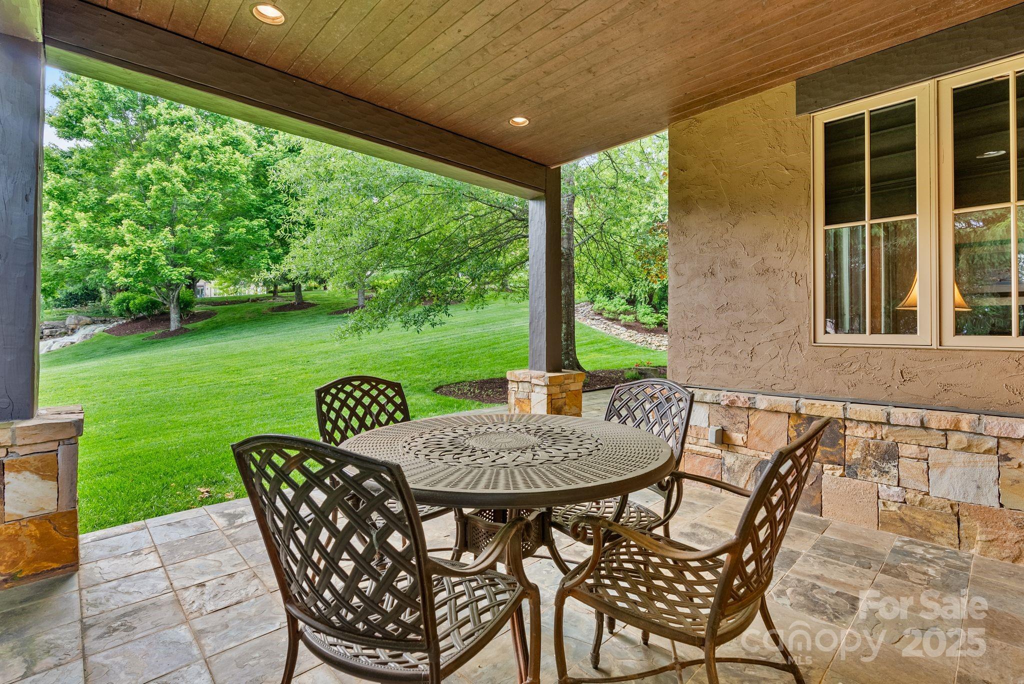 577 Walnut Valley Parkway — Arden