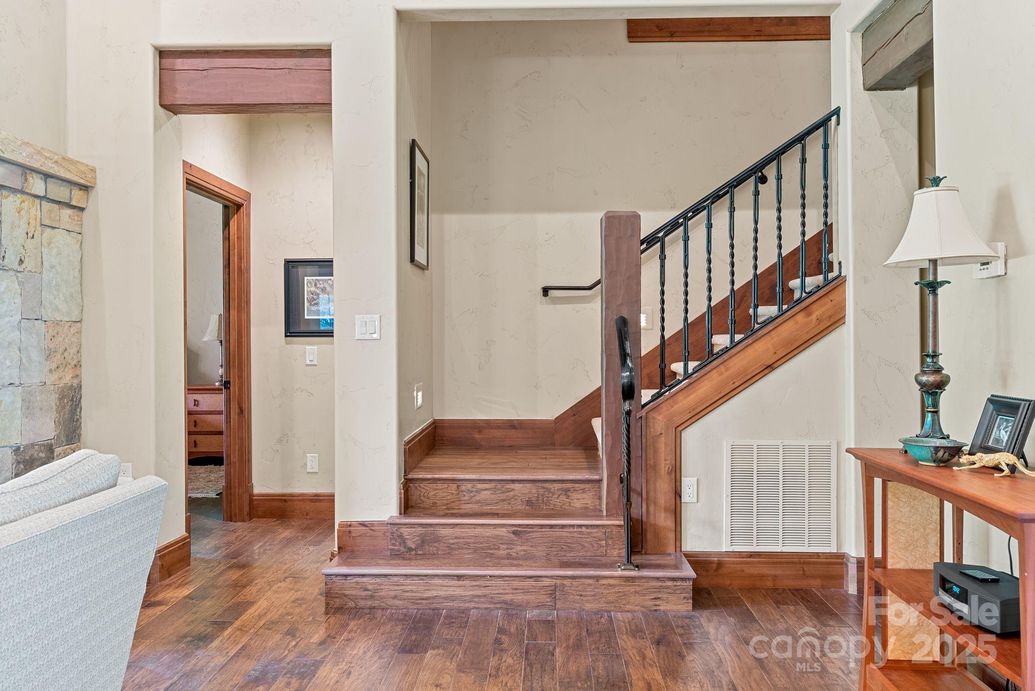 577 Walnut Valley Parkway — Arden