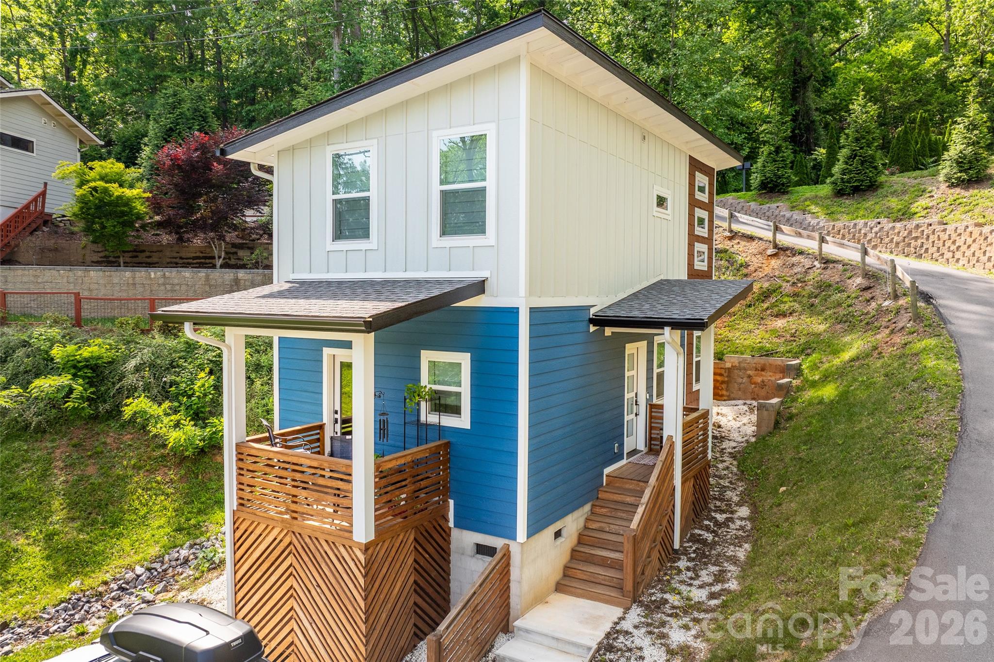 109 Thurland Avenue — Asheville