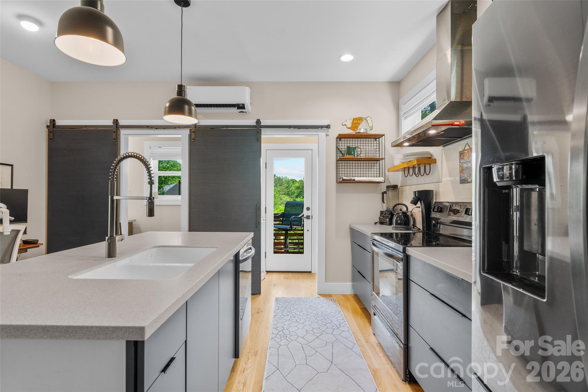 109 Thurland Avenue — Asheville