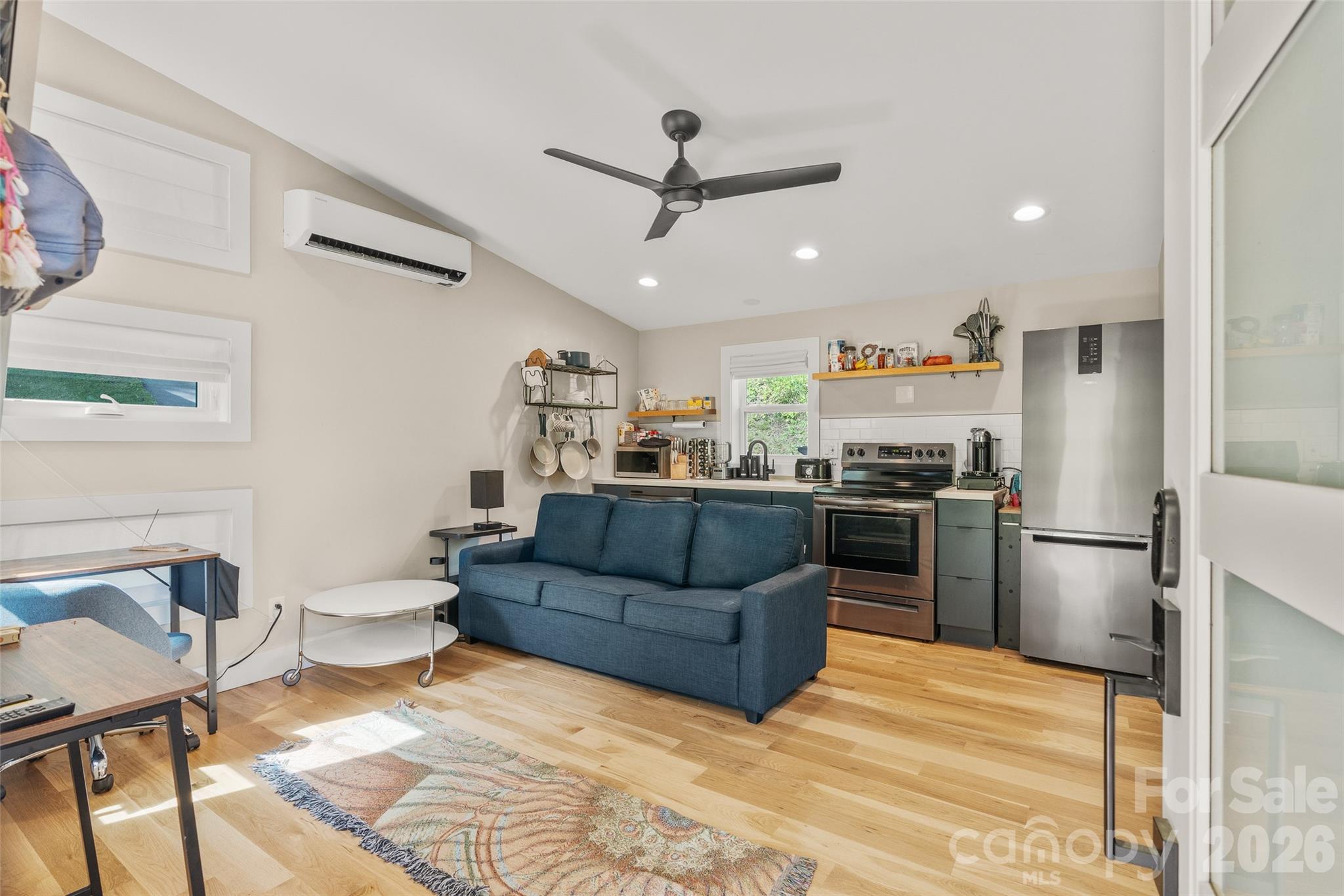 109 Thurland Avenue — Asheville