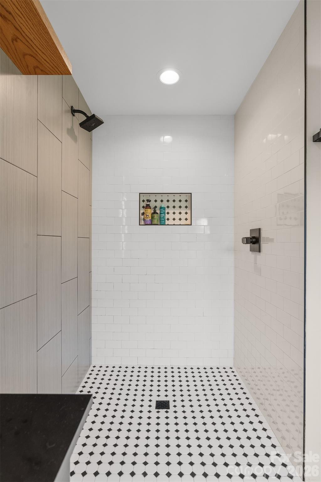 109 Thurland Avenue — Asheville