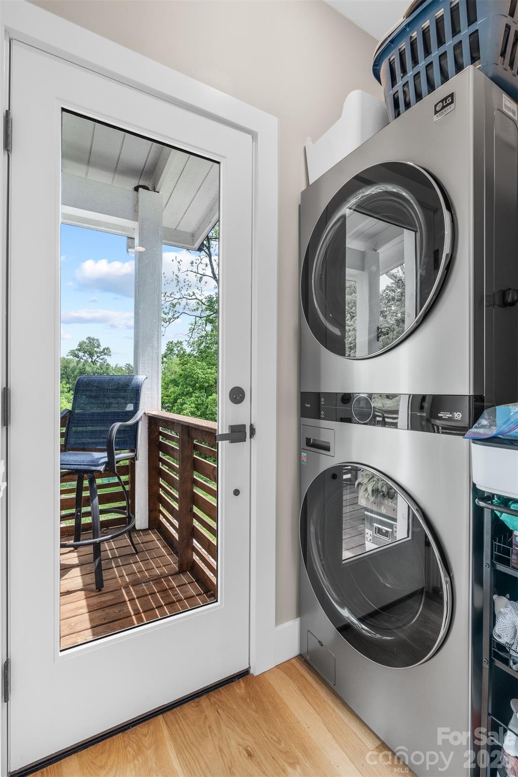 109 Thurland Avenue — Asheville