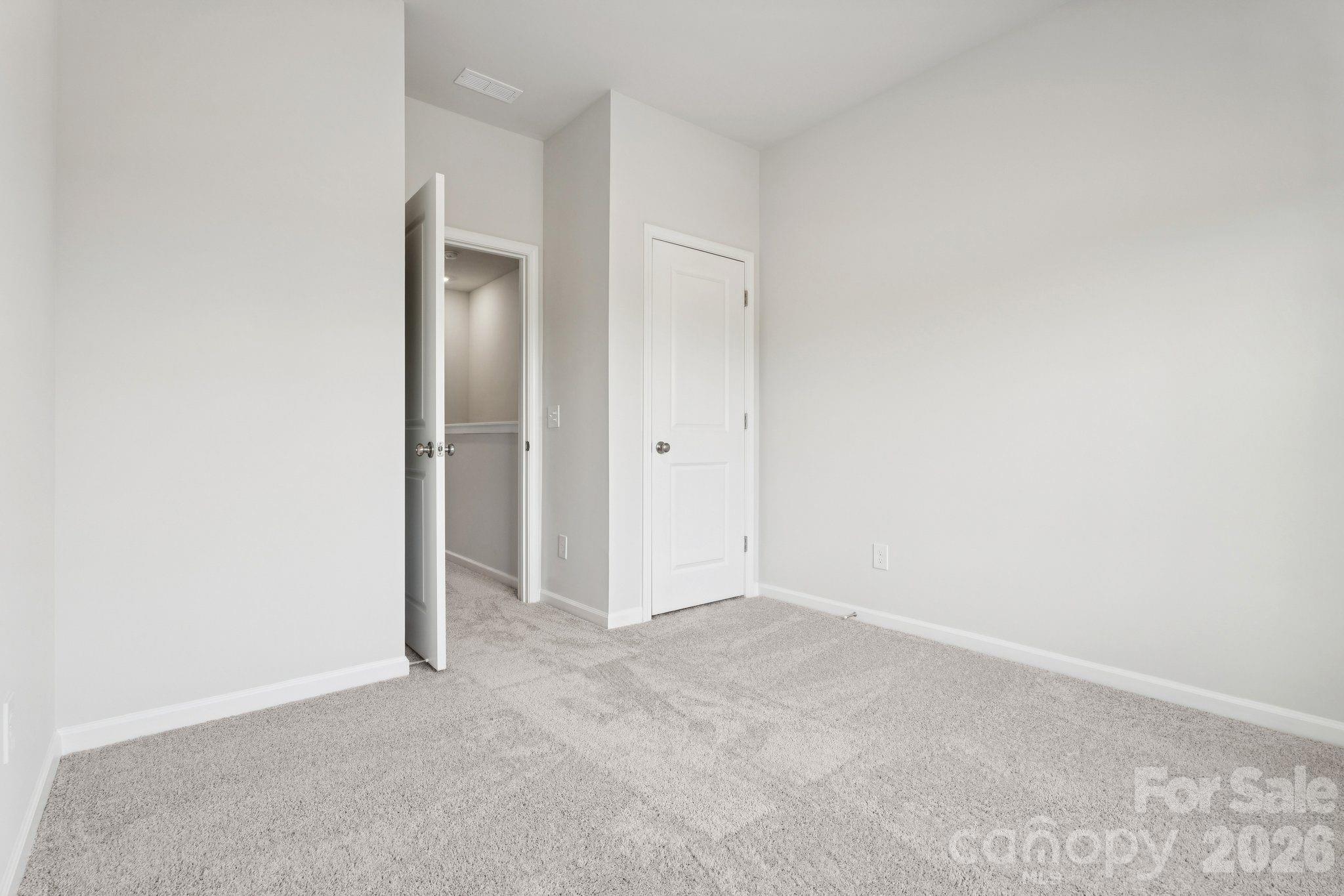 4750 Lakeview Road N #18 — Charlotte