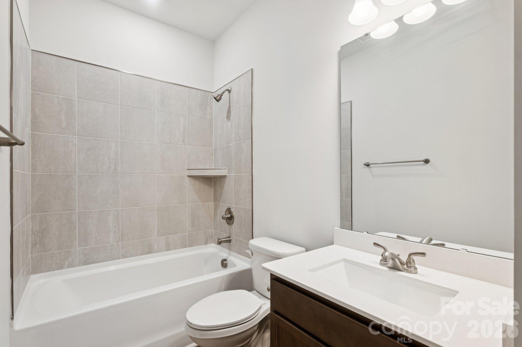 4750 Lakeview Road N #18 — Charlotte