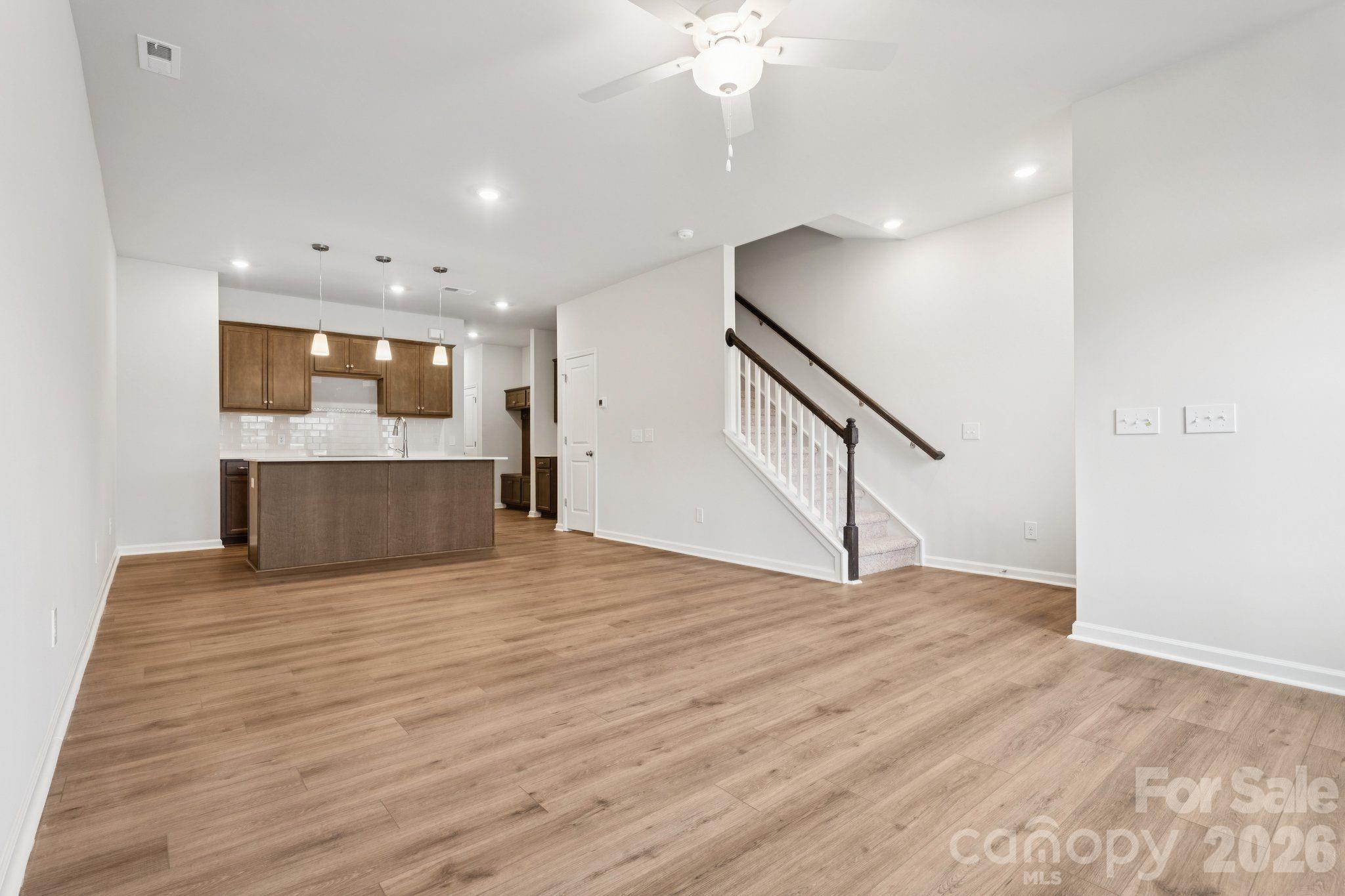 4750 Lakeview Road N #18 — Charlotte