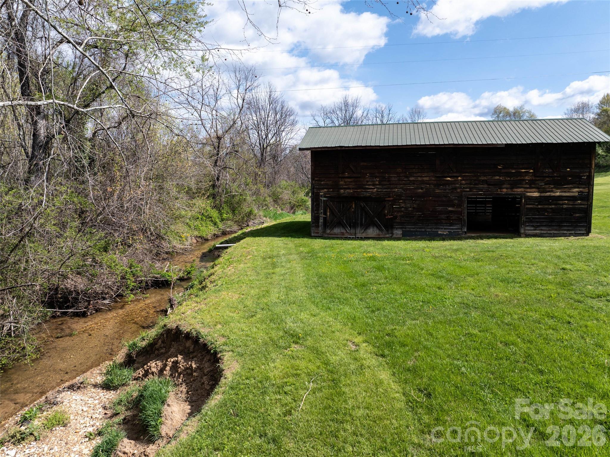 20 & 28 Toby Drive — Asheville