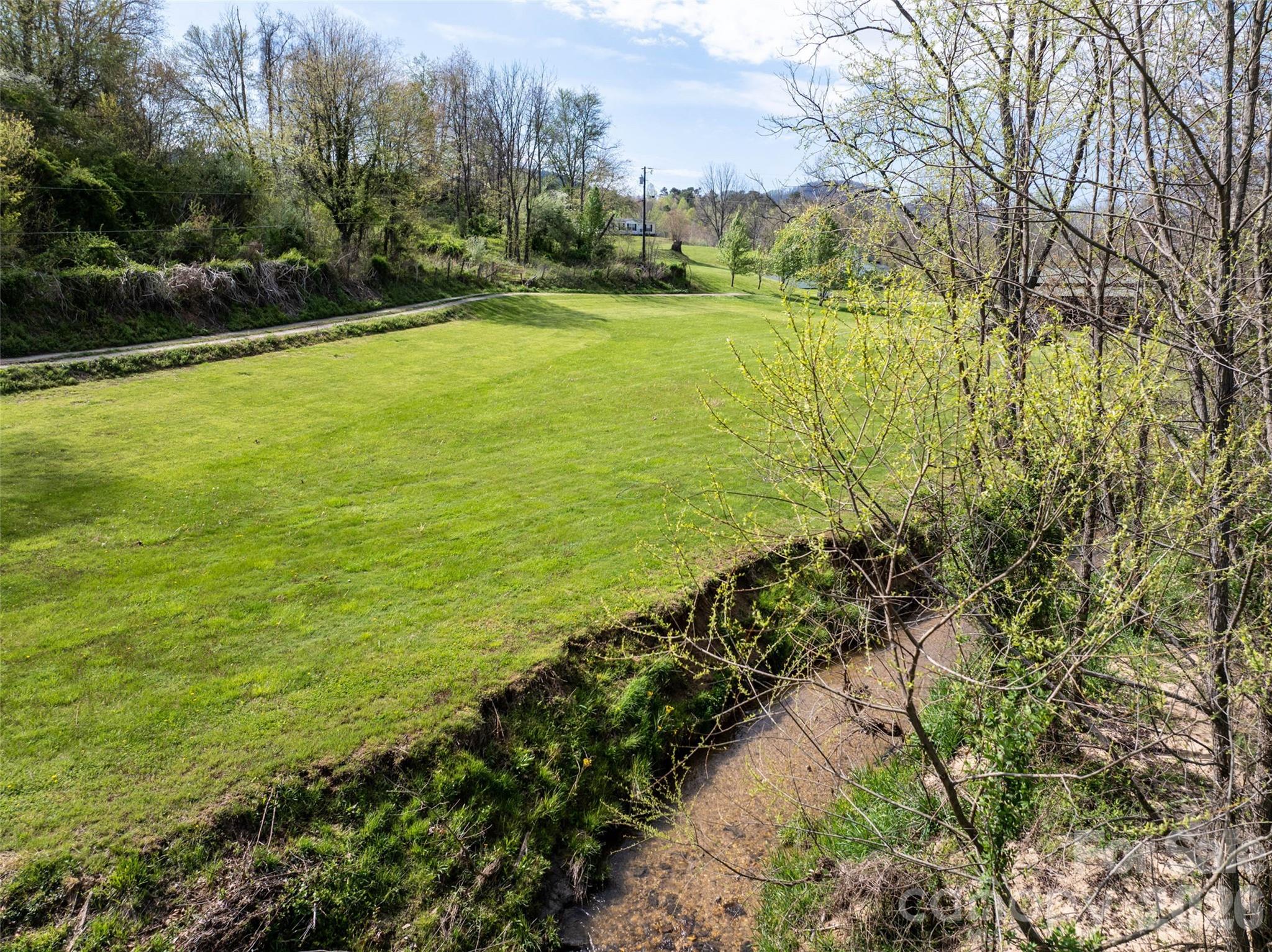 20 & 28 Toby Drive — Asheville