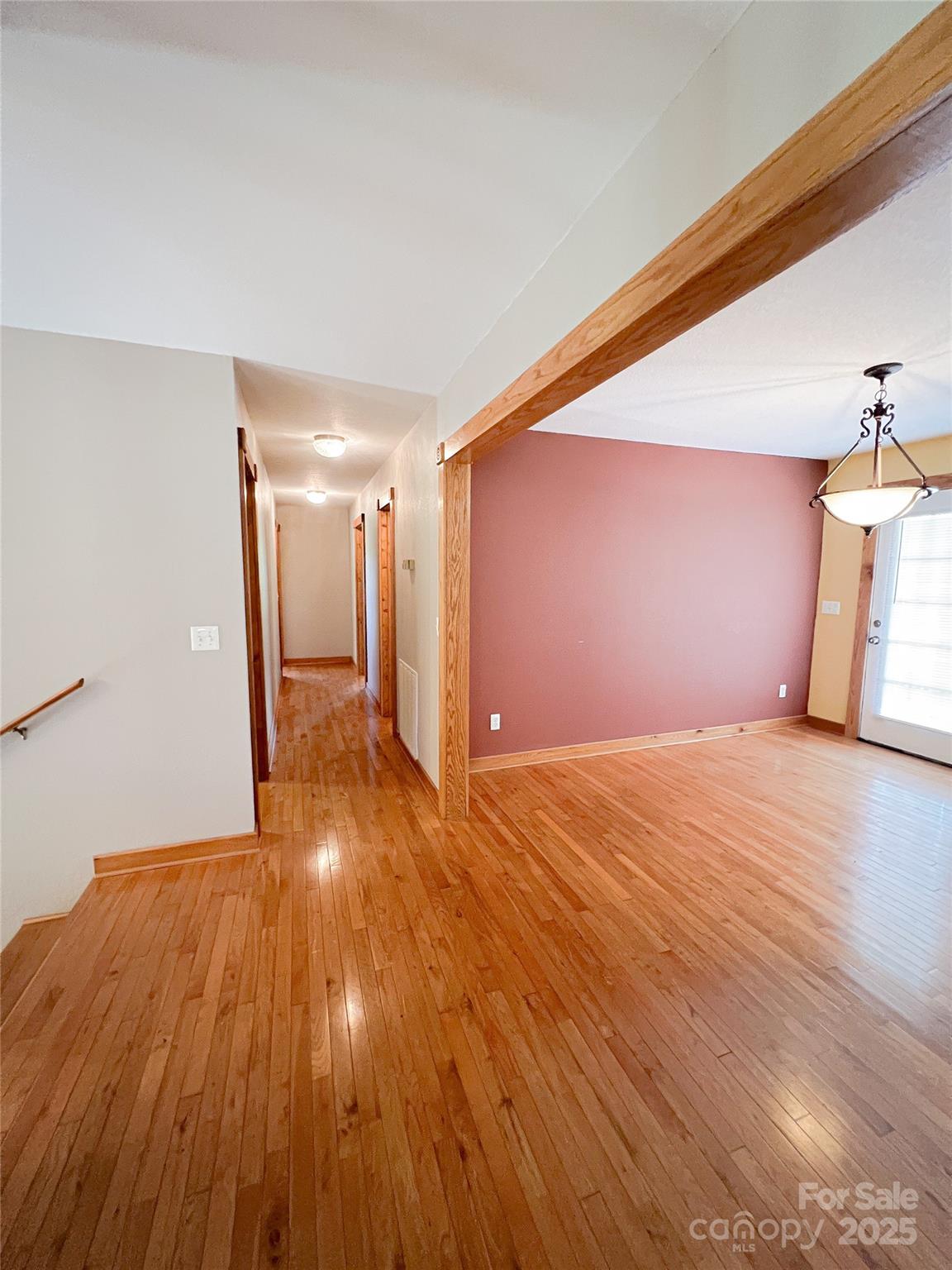660 Halltown Road — Spruce Pine