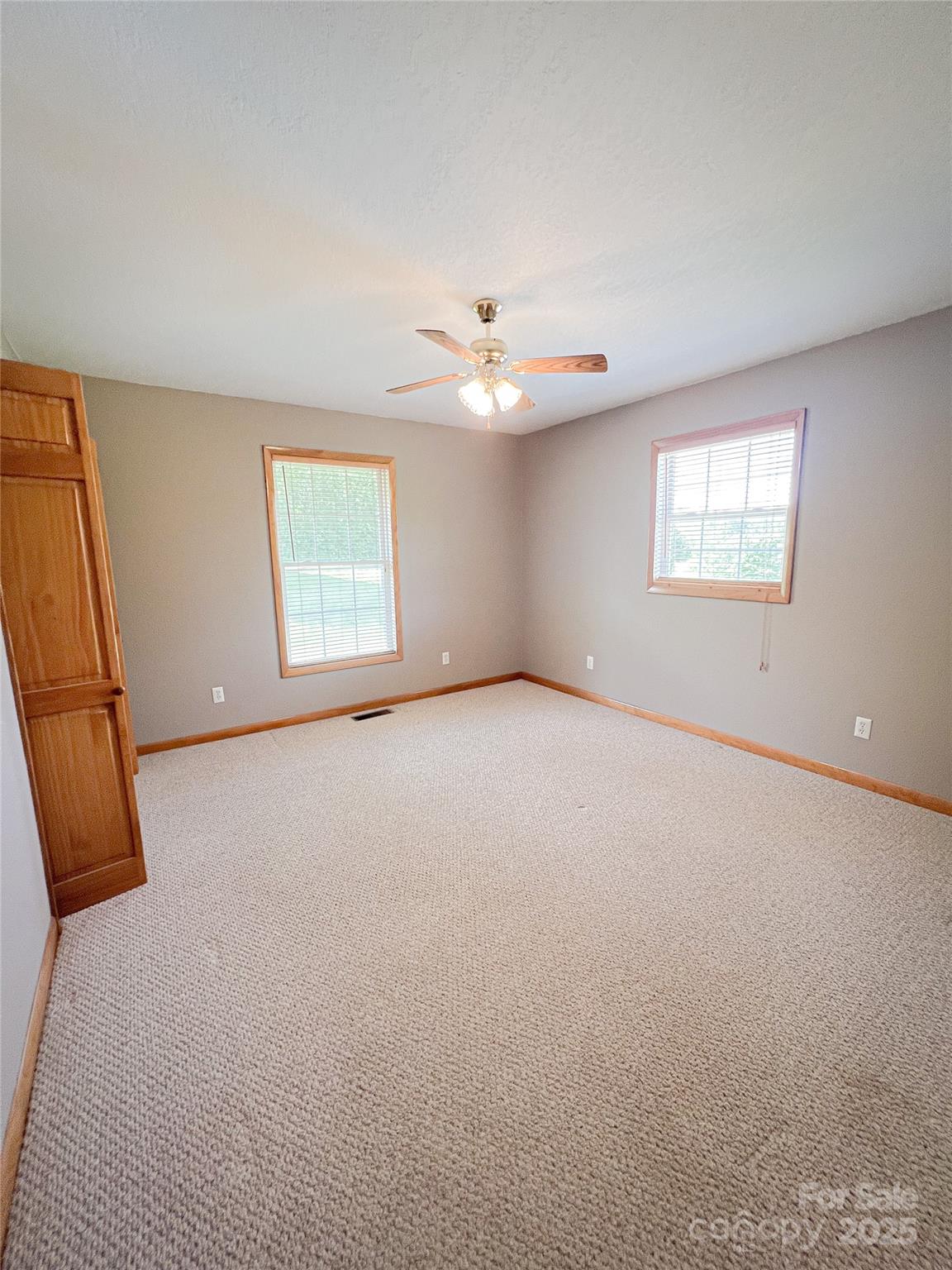 660 Halltown Road — Spruce Pine