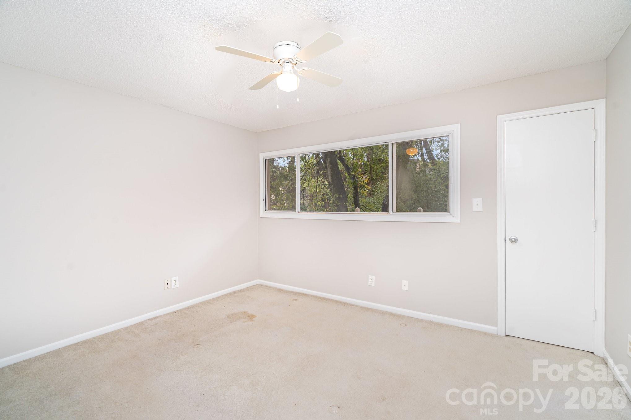 8005 Horse Chestnut Lane — Charlotte