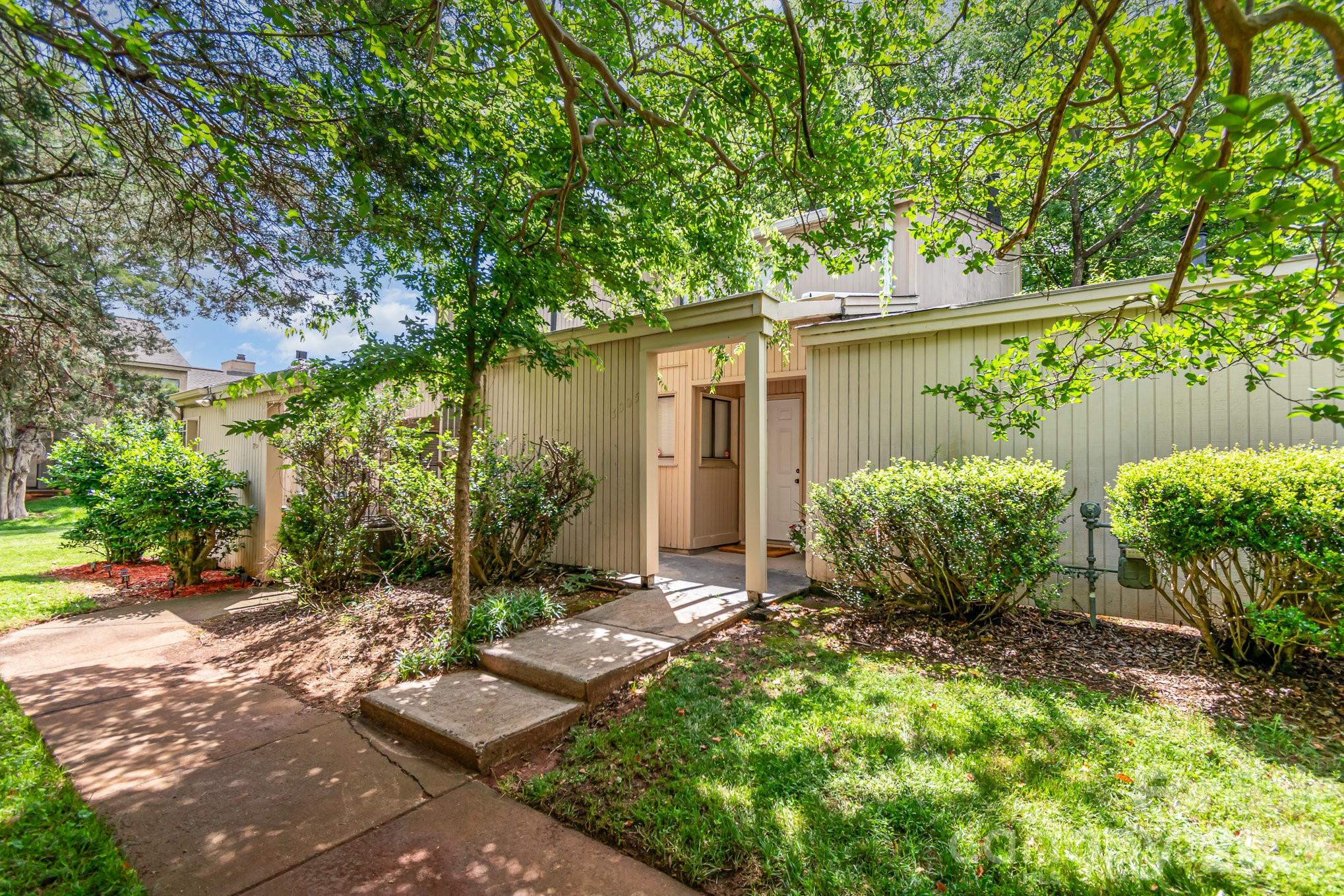 8005 Horse Chestnut Lane — Charlotte