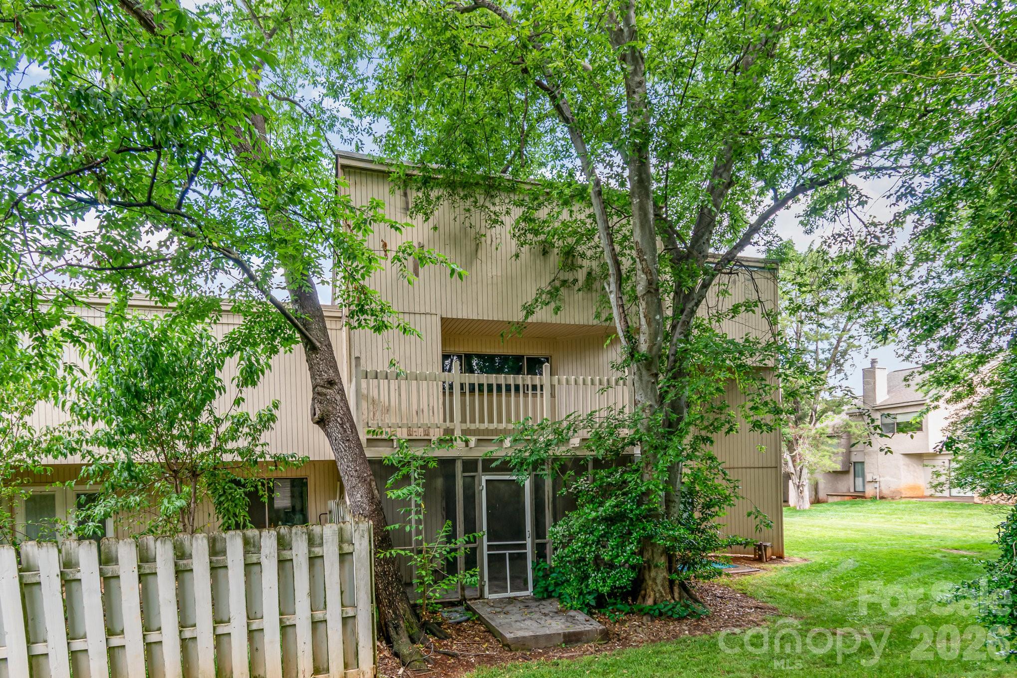 8005 Horse Chestnut Lane — Charlotte