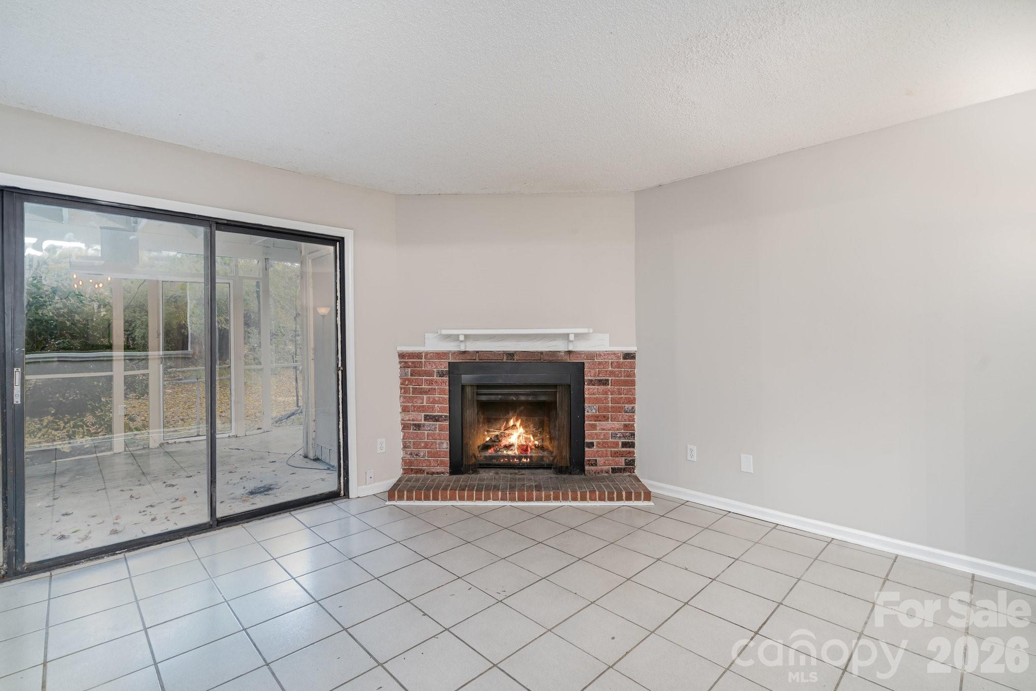 8005 Horse Chestnut Lane — Charlotte