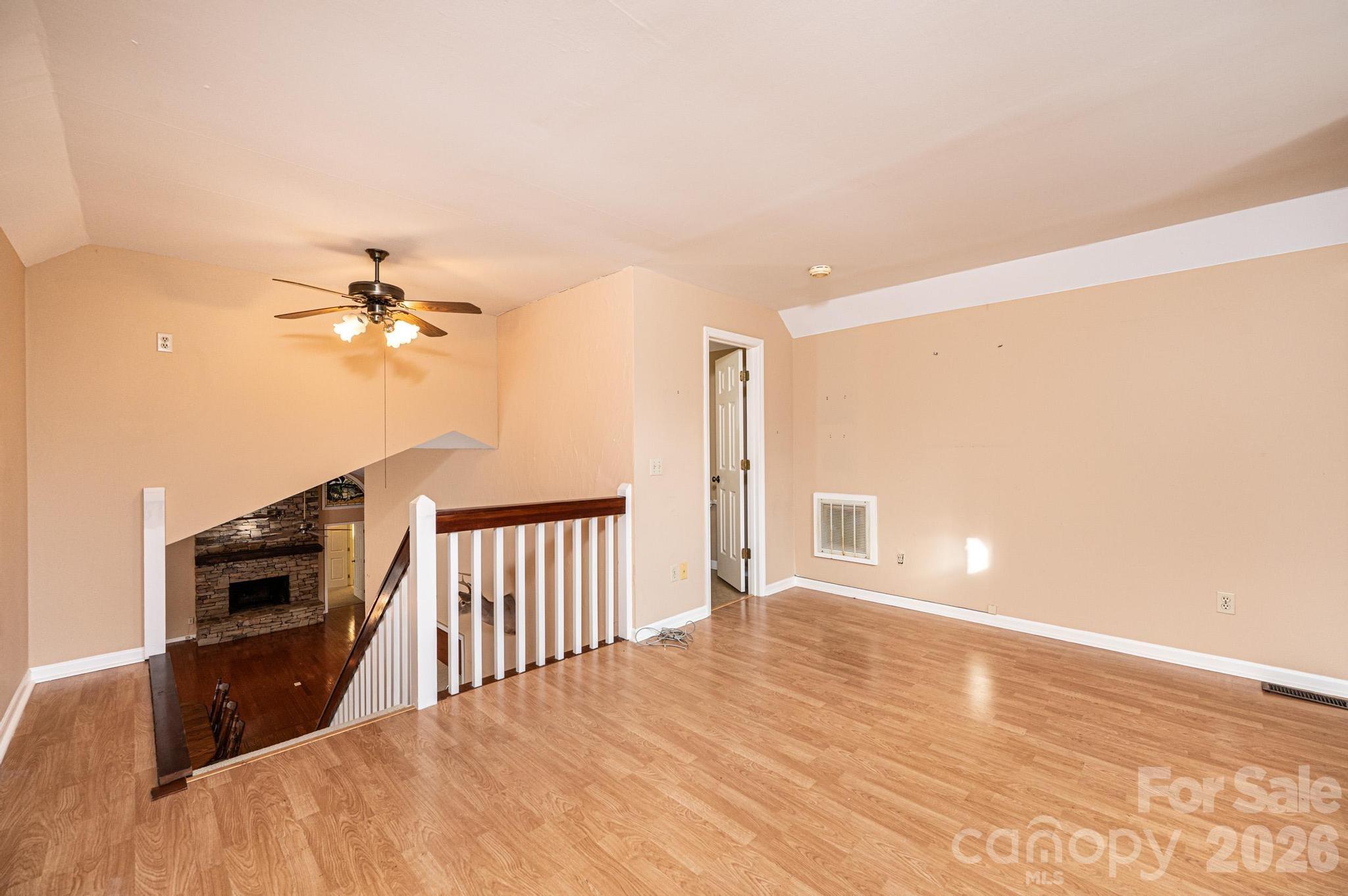240 Goshen Terrace — Wilkesboro