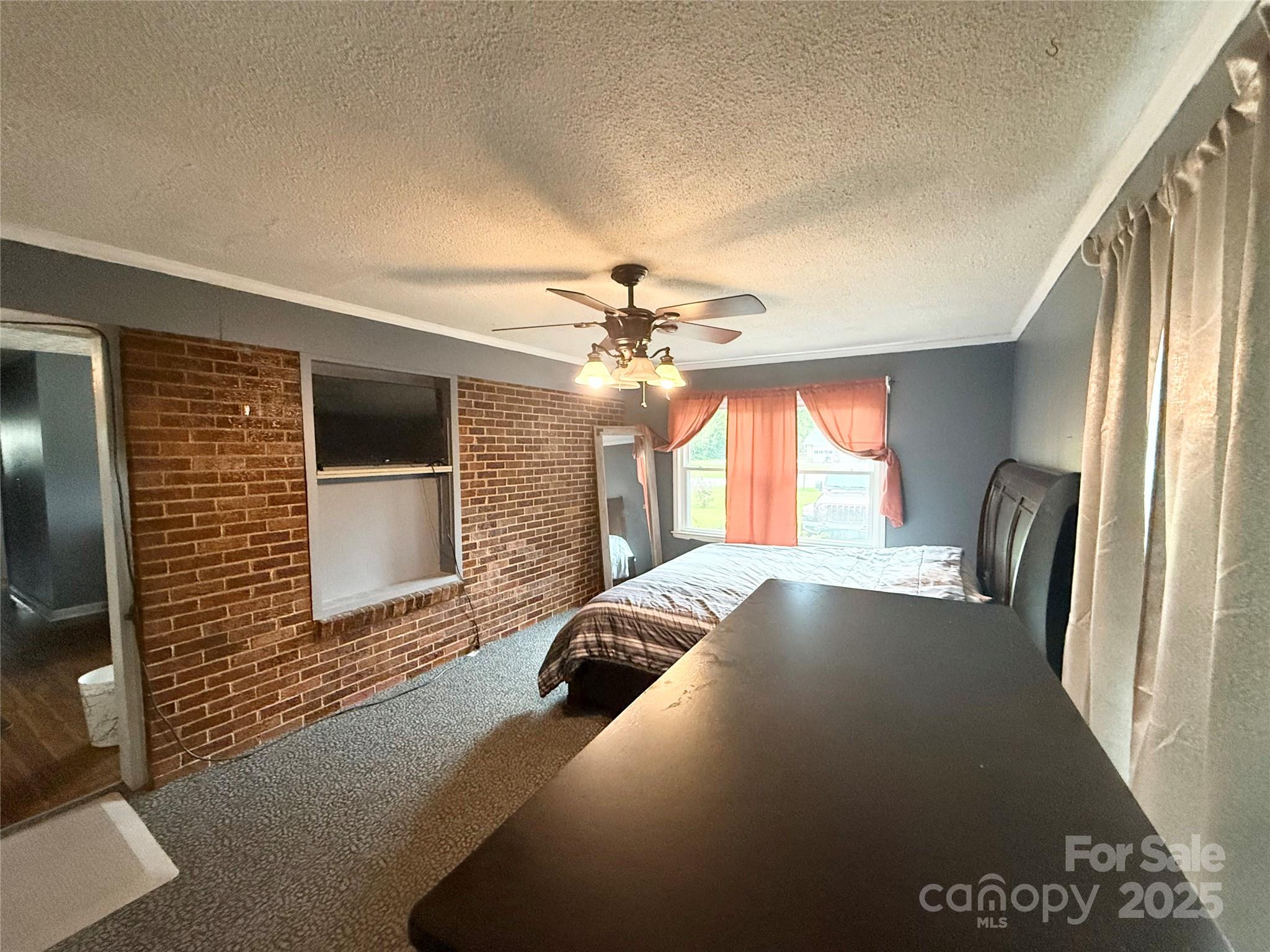 101 Windsor Drive — Cheraw