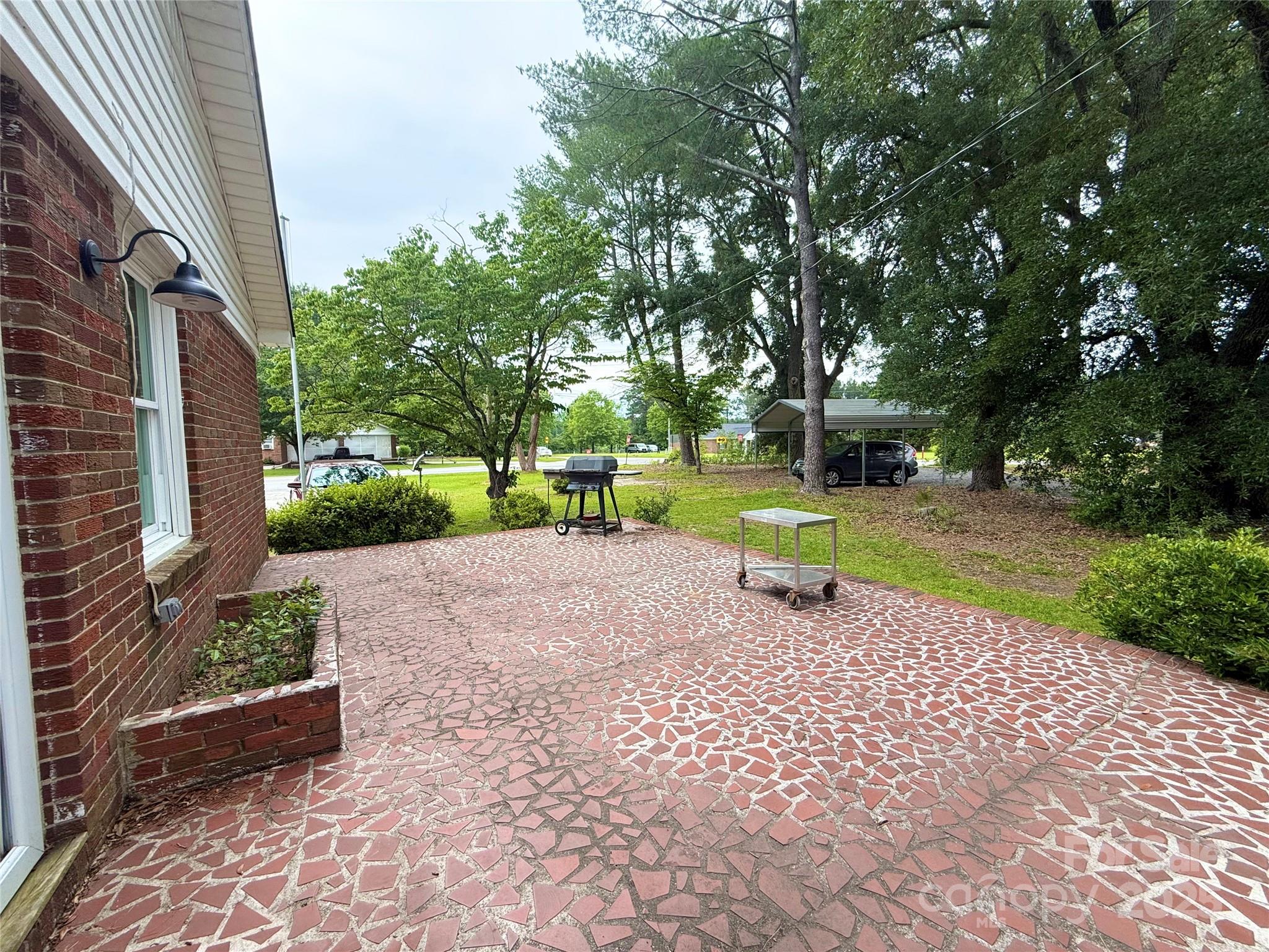 101 Windsor Drive — Cheraw