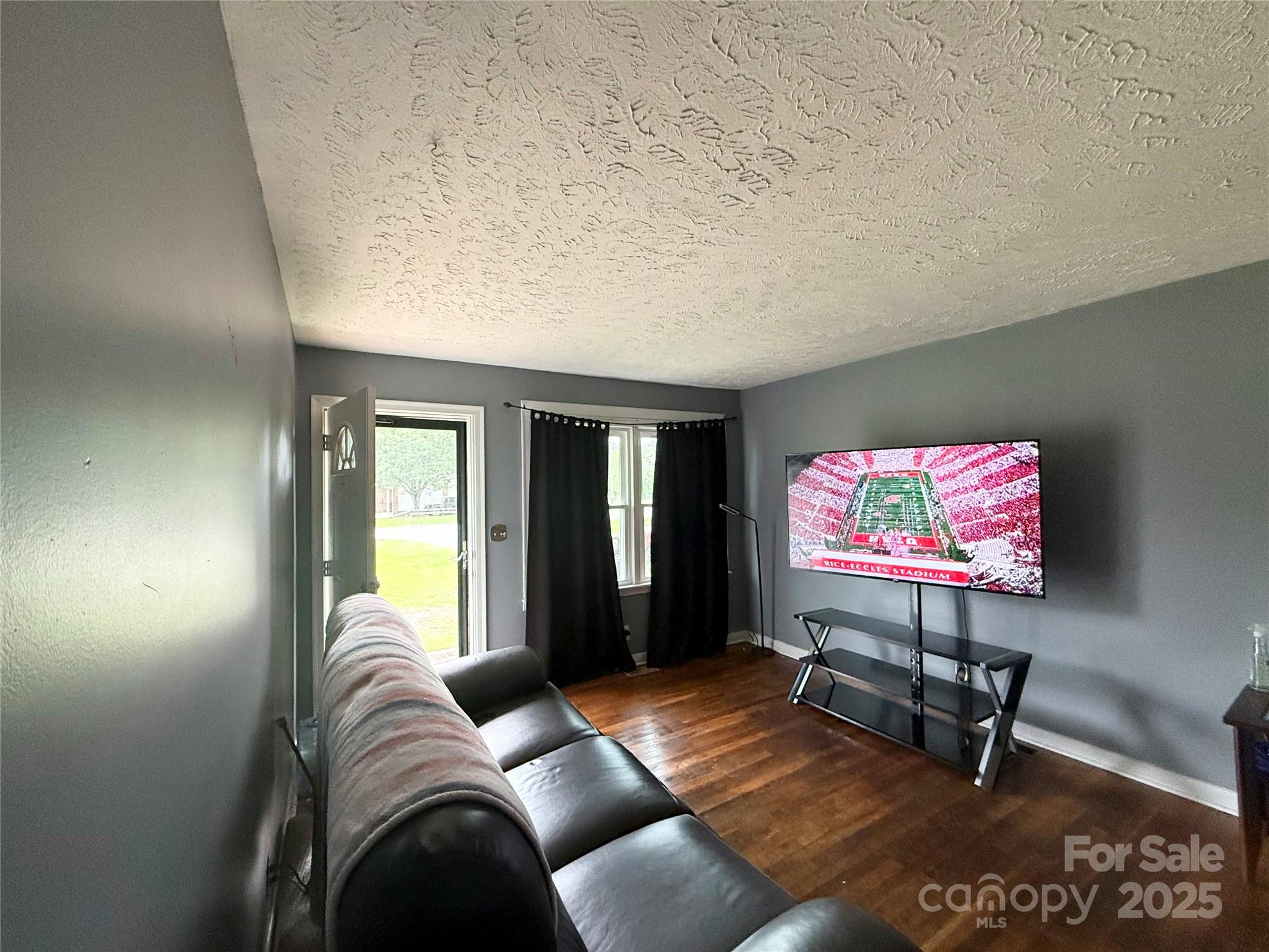 101 Windsor Drive — Cheraw