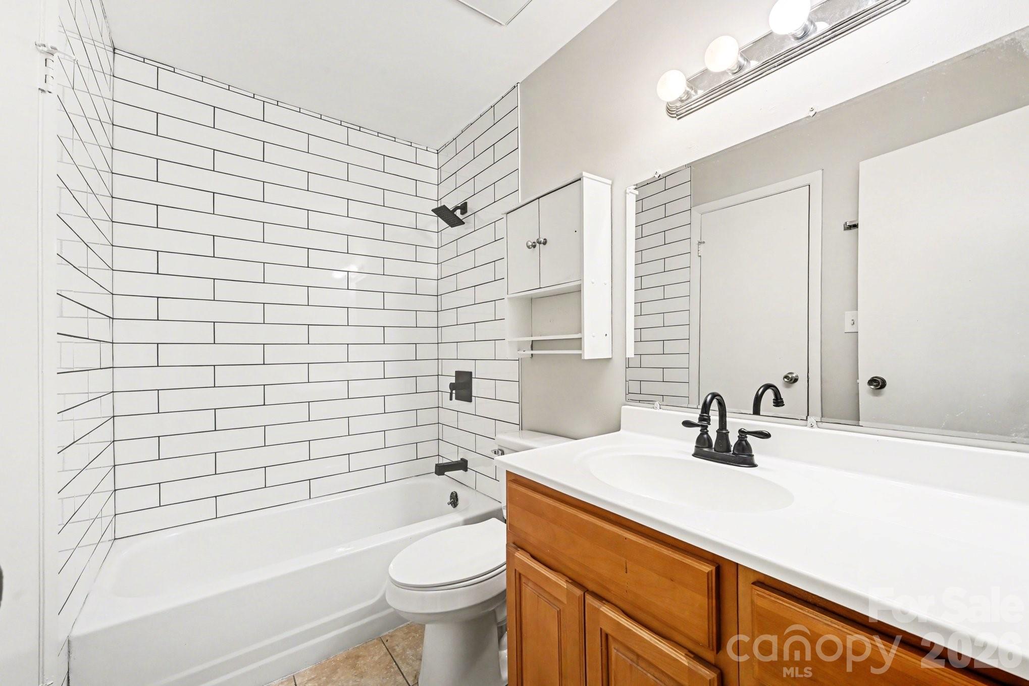7900 Horse Chestnut Lane — Charlotte