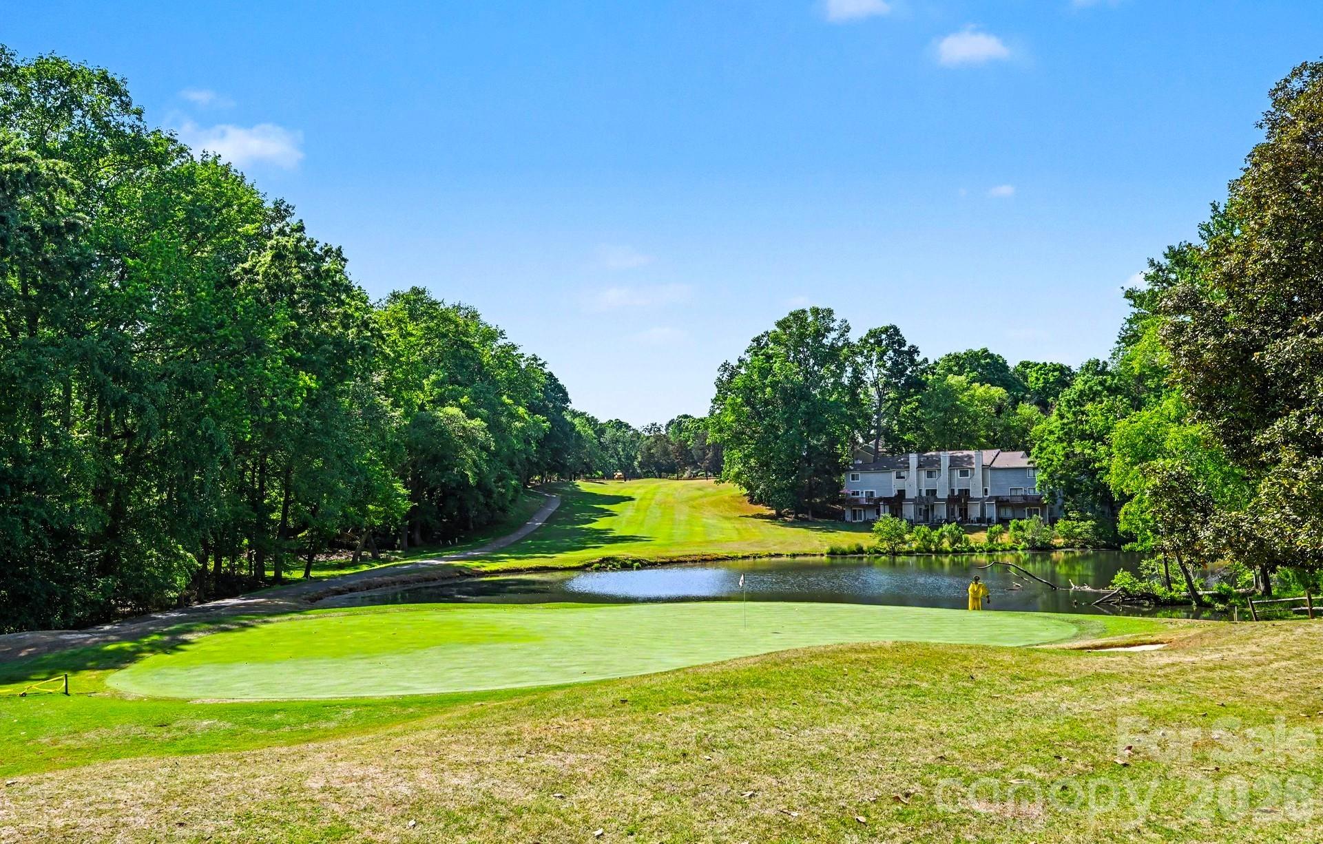 7900 Horse Chestnut Lane — Charlotte