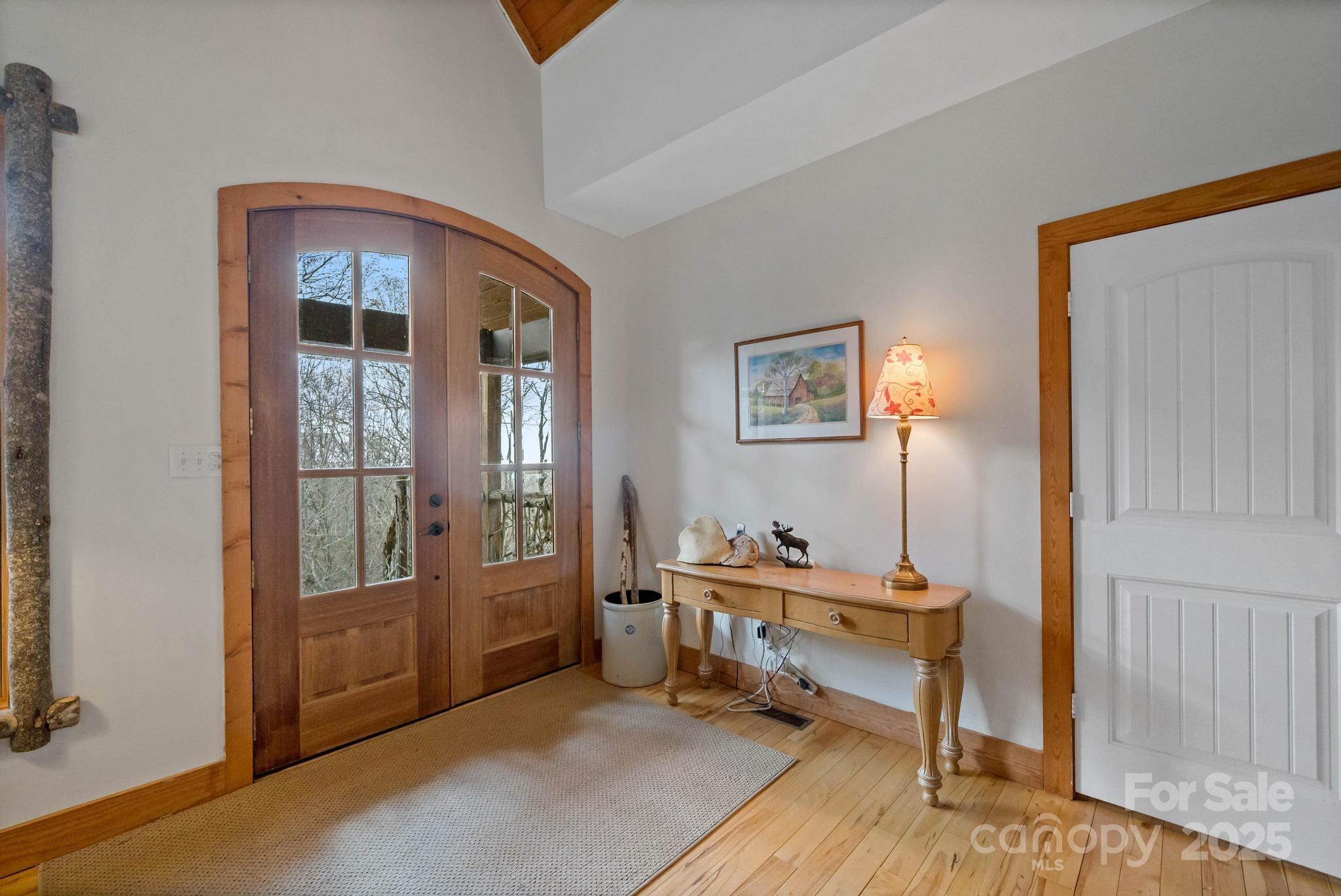 140 Spruce Hollow Road — Beech Mountain