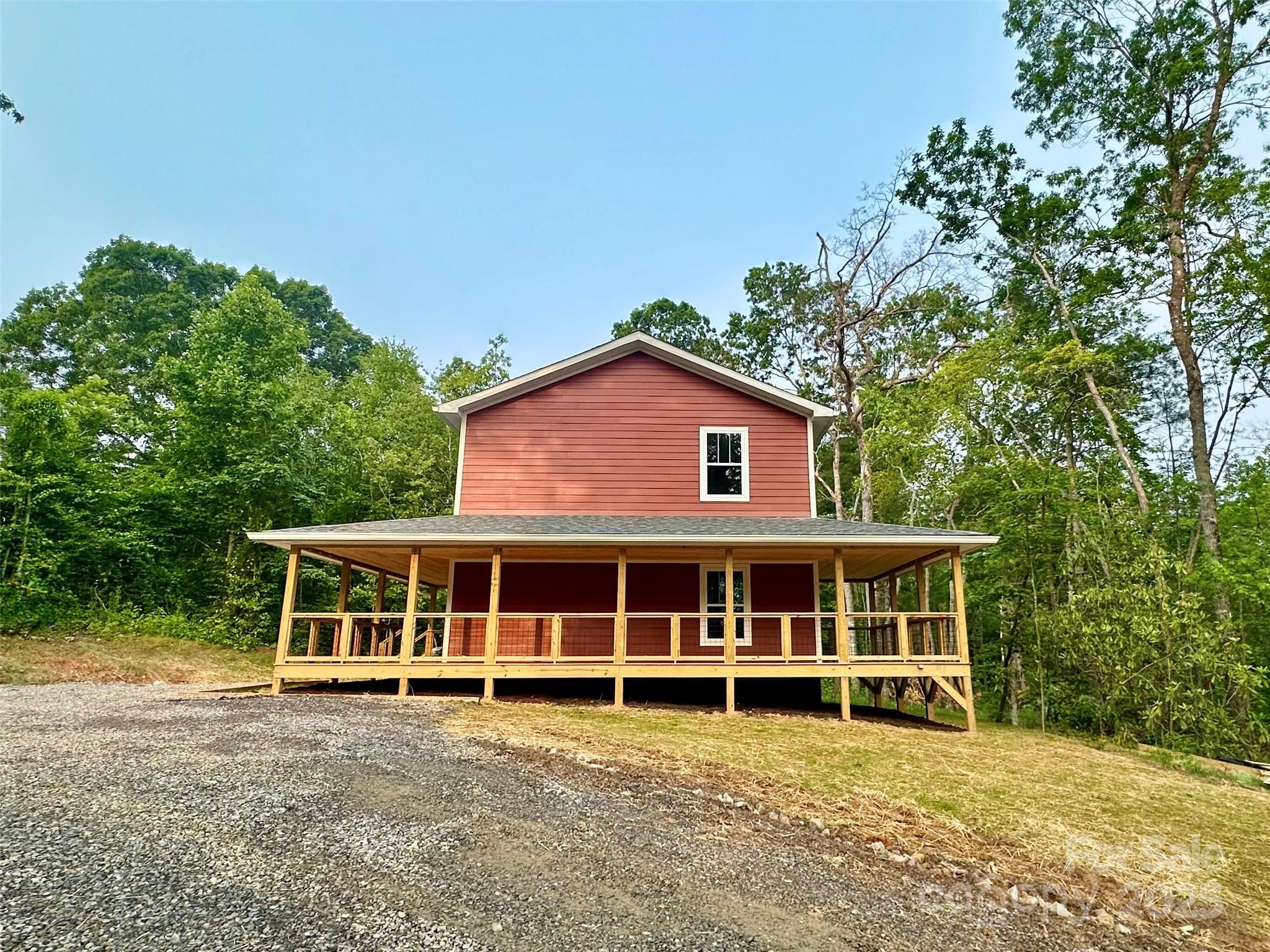 206 Cascade Ridge Road — Fairview