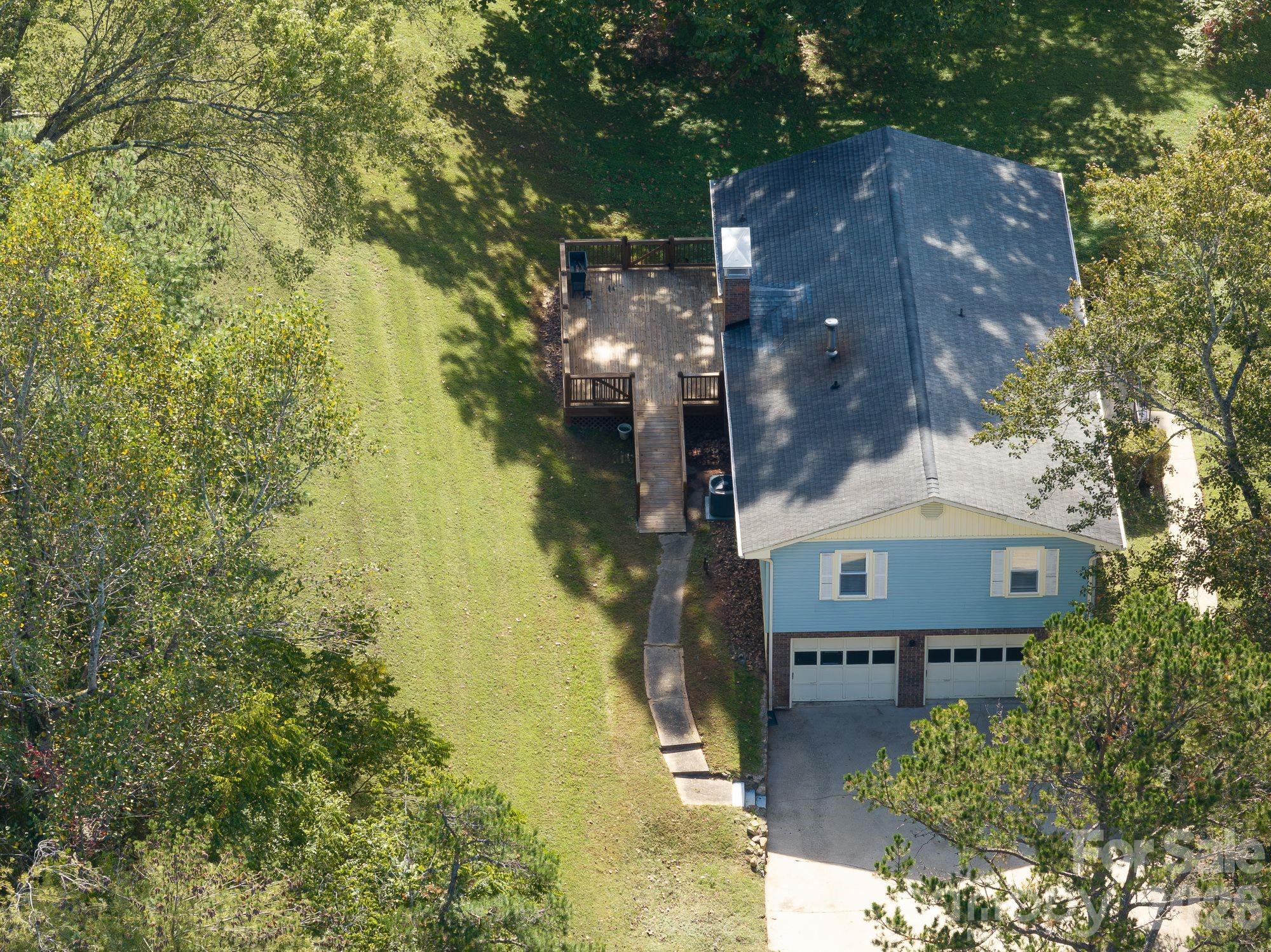 16 Sun Valley Court — Alexander
