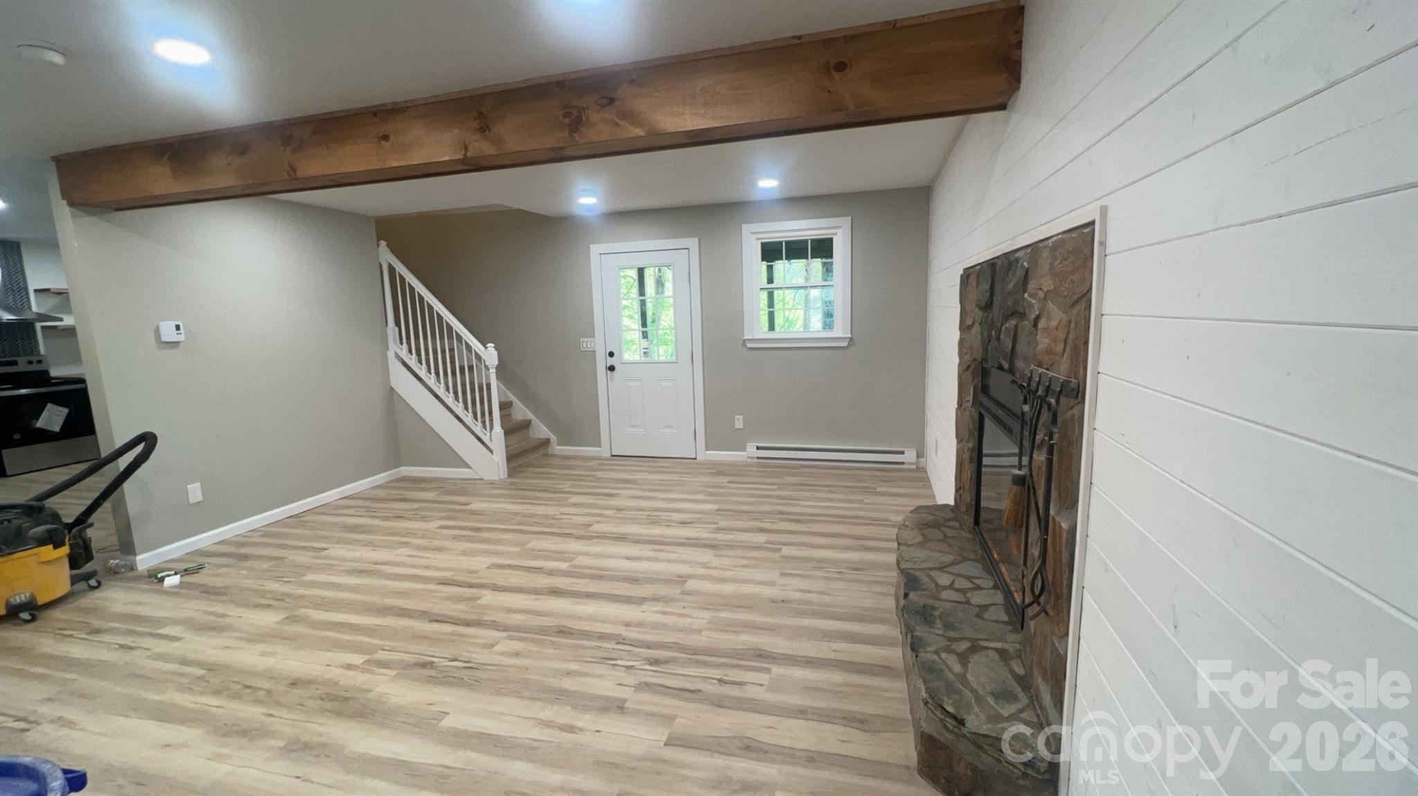 418 Bradley Street — Maggie Valley