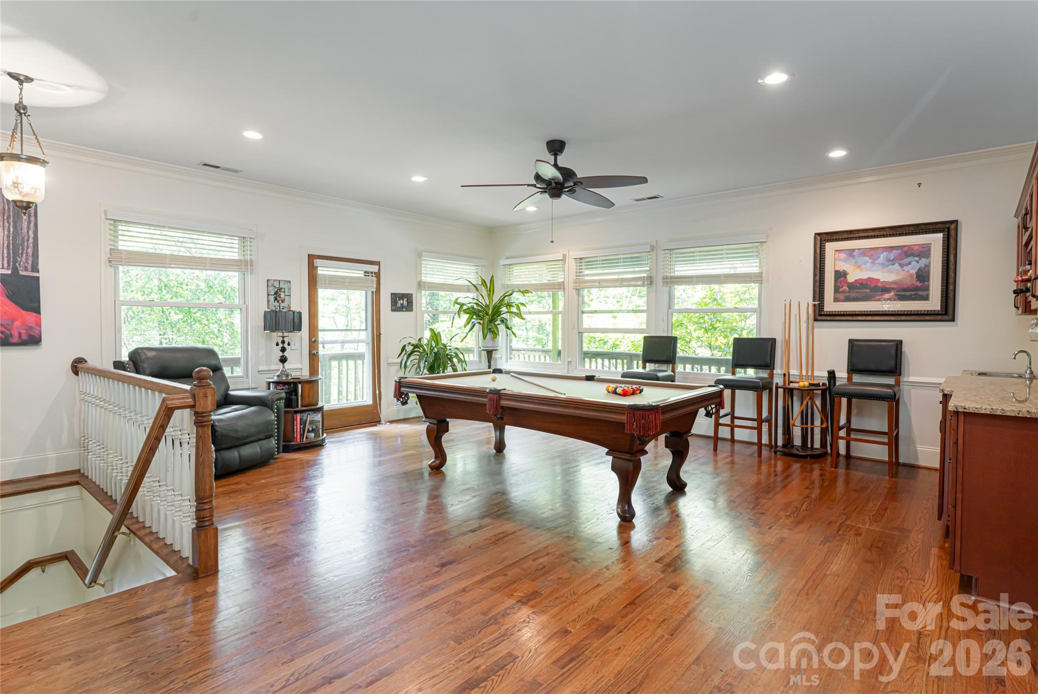 75 Cougar Lane — Saluda