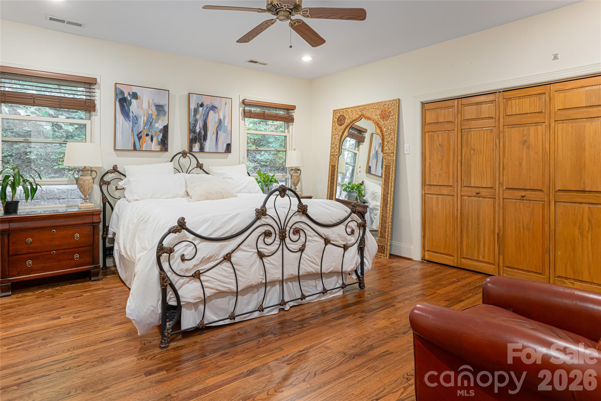 75 Cougar Lane — Saluda