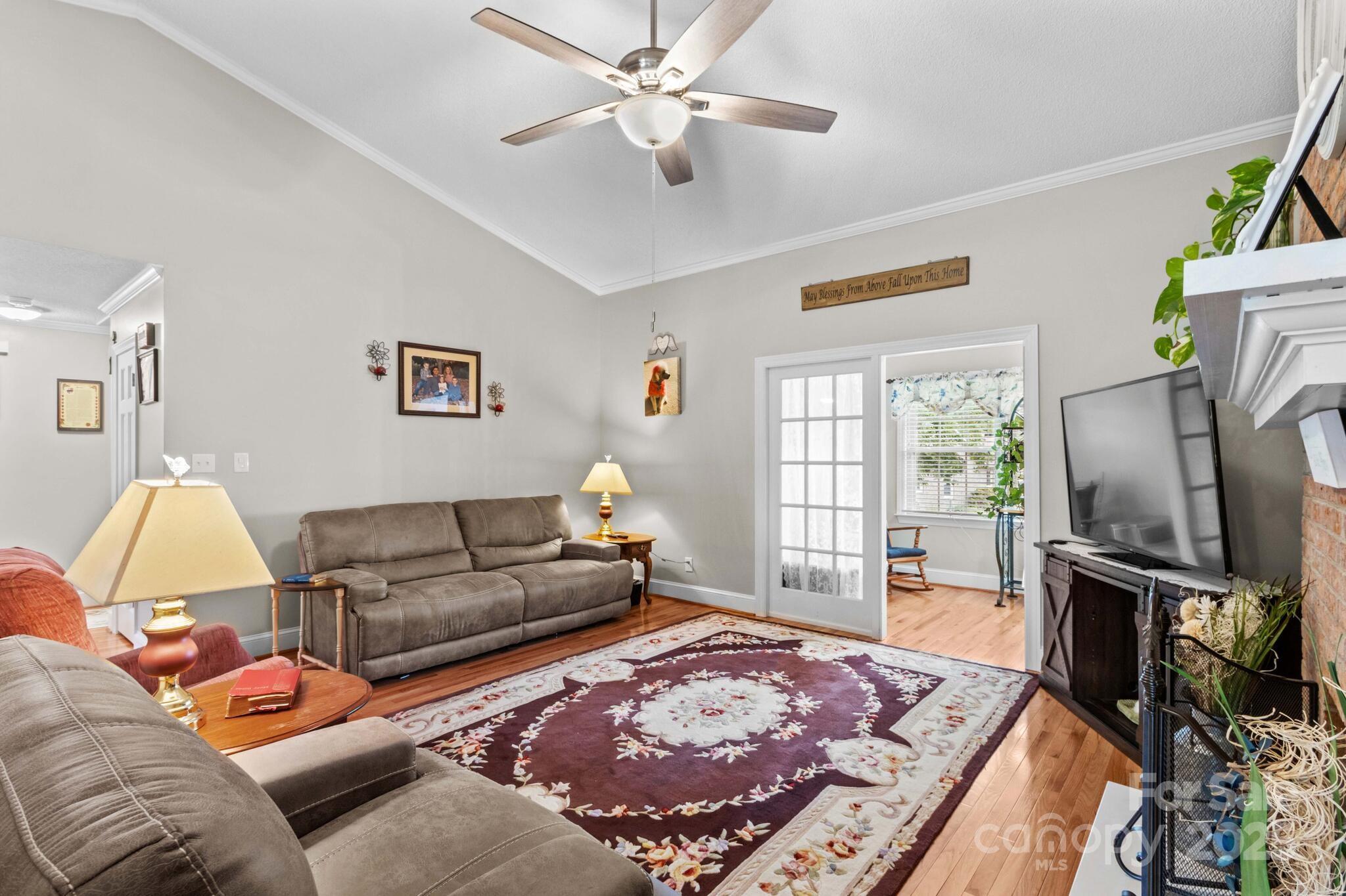 402 Swaim Court — Salisbury