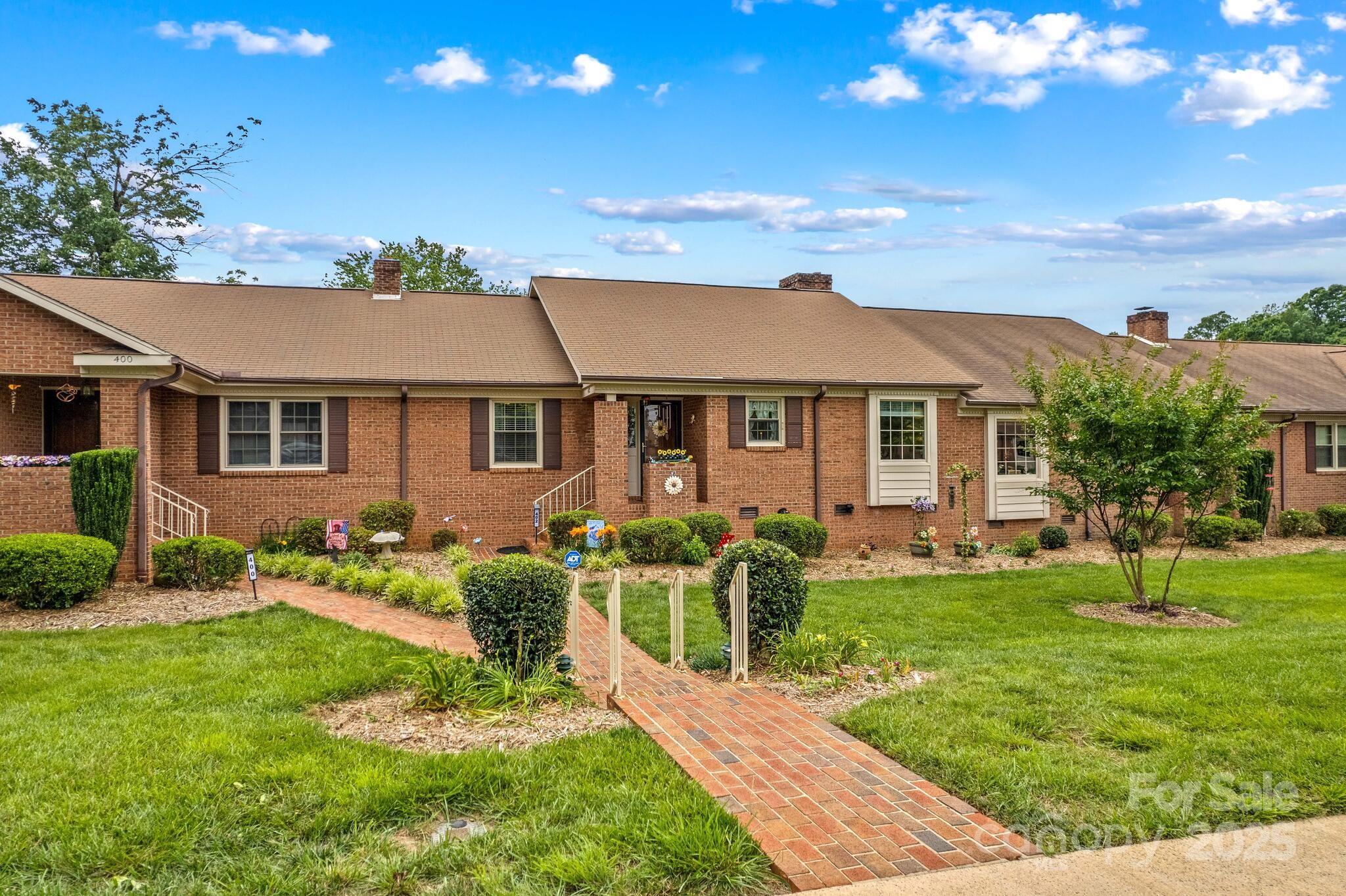 402 Swaim Court — Salisbury