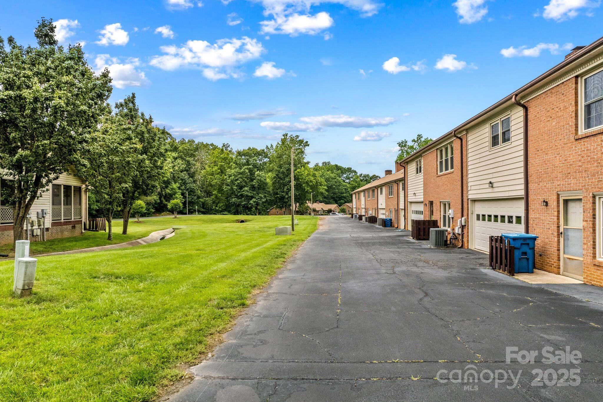 402 Swaim Court — Salisbury