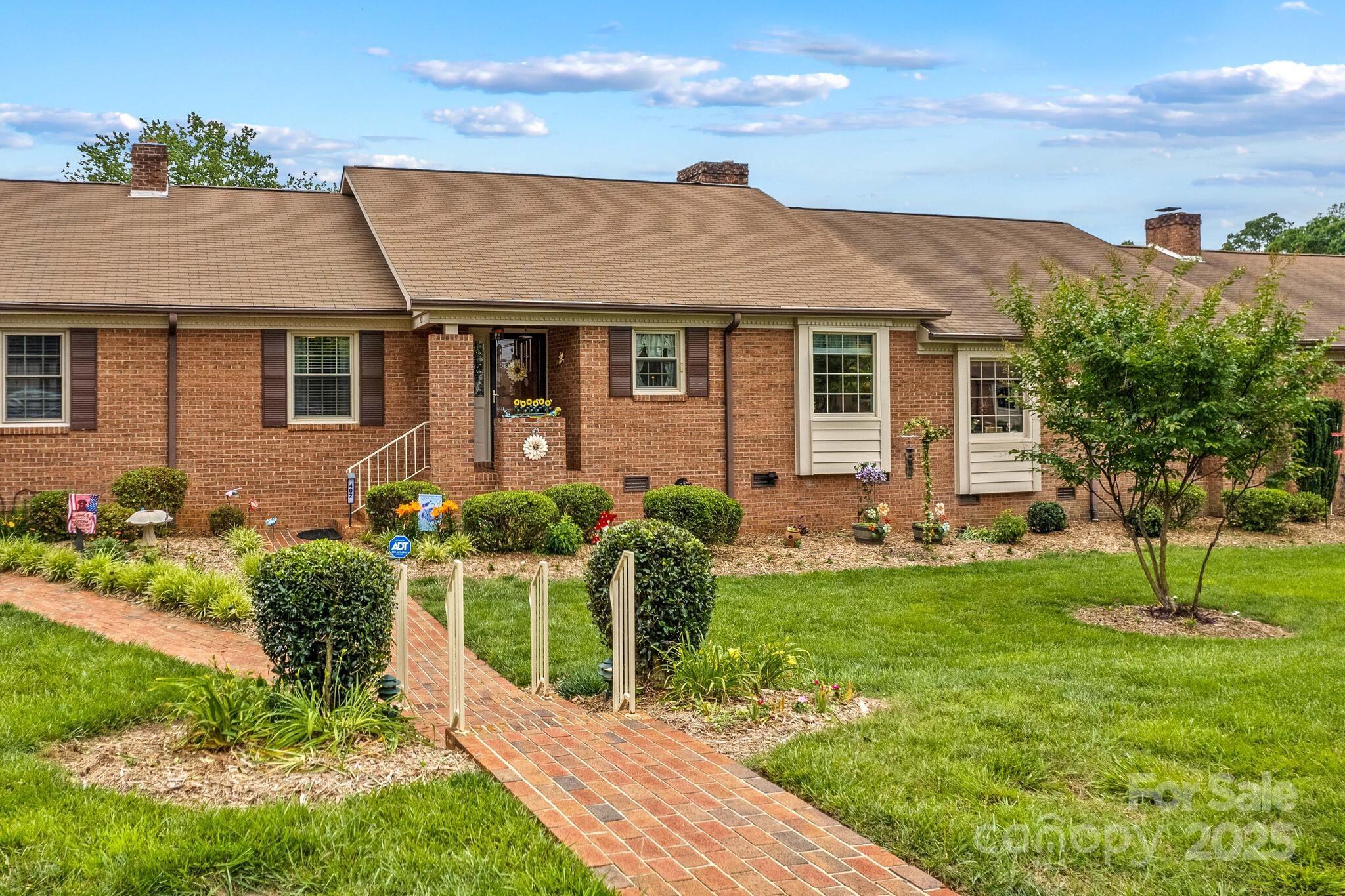 402 Swaim Court — Salisbury