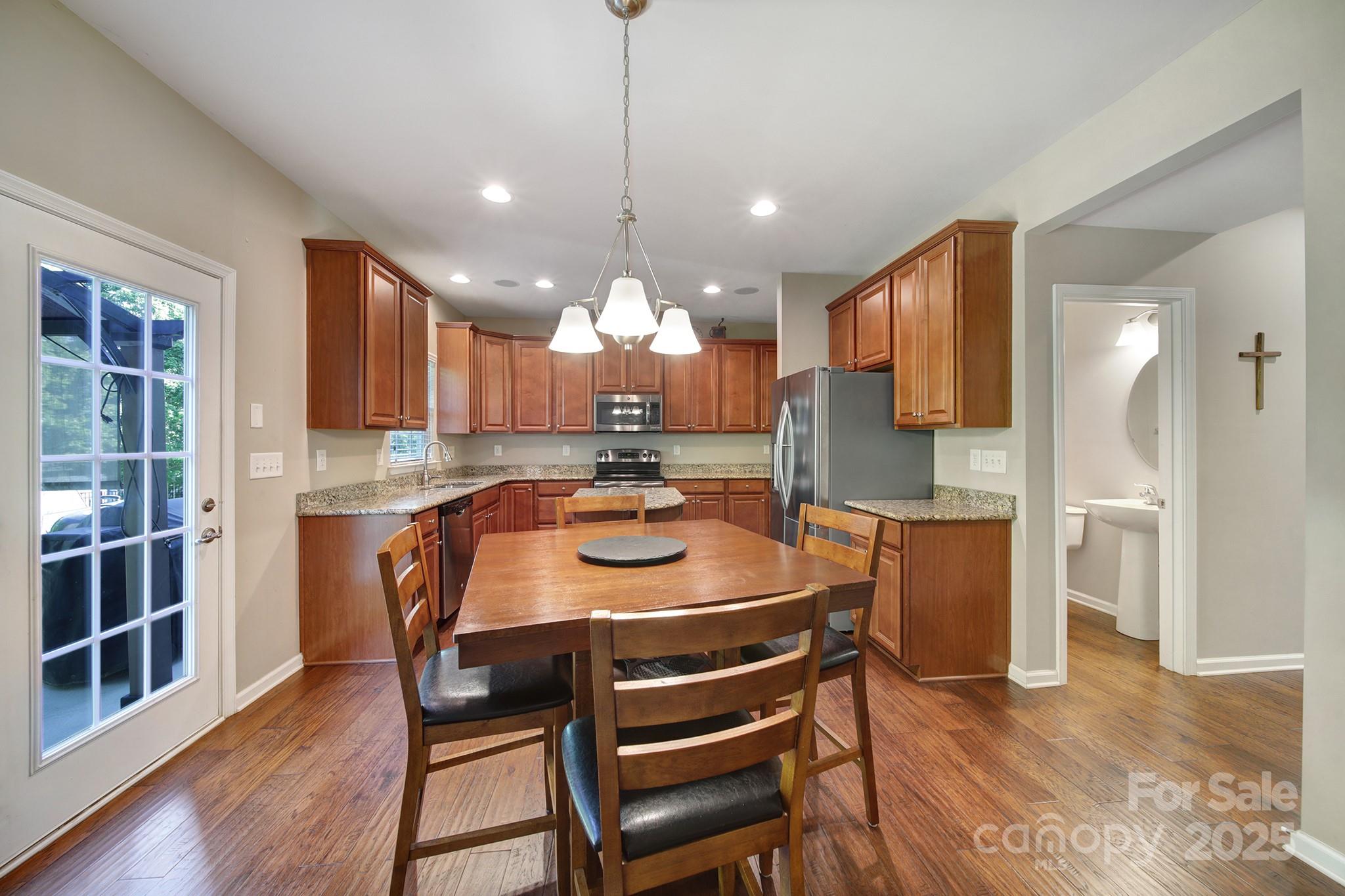 1012 Kings Bottom Drive — Fort Mill