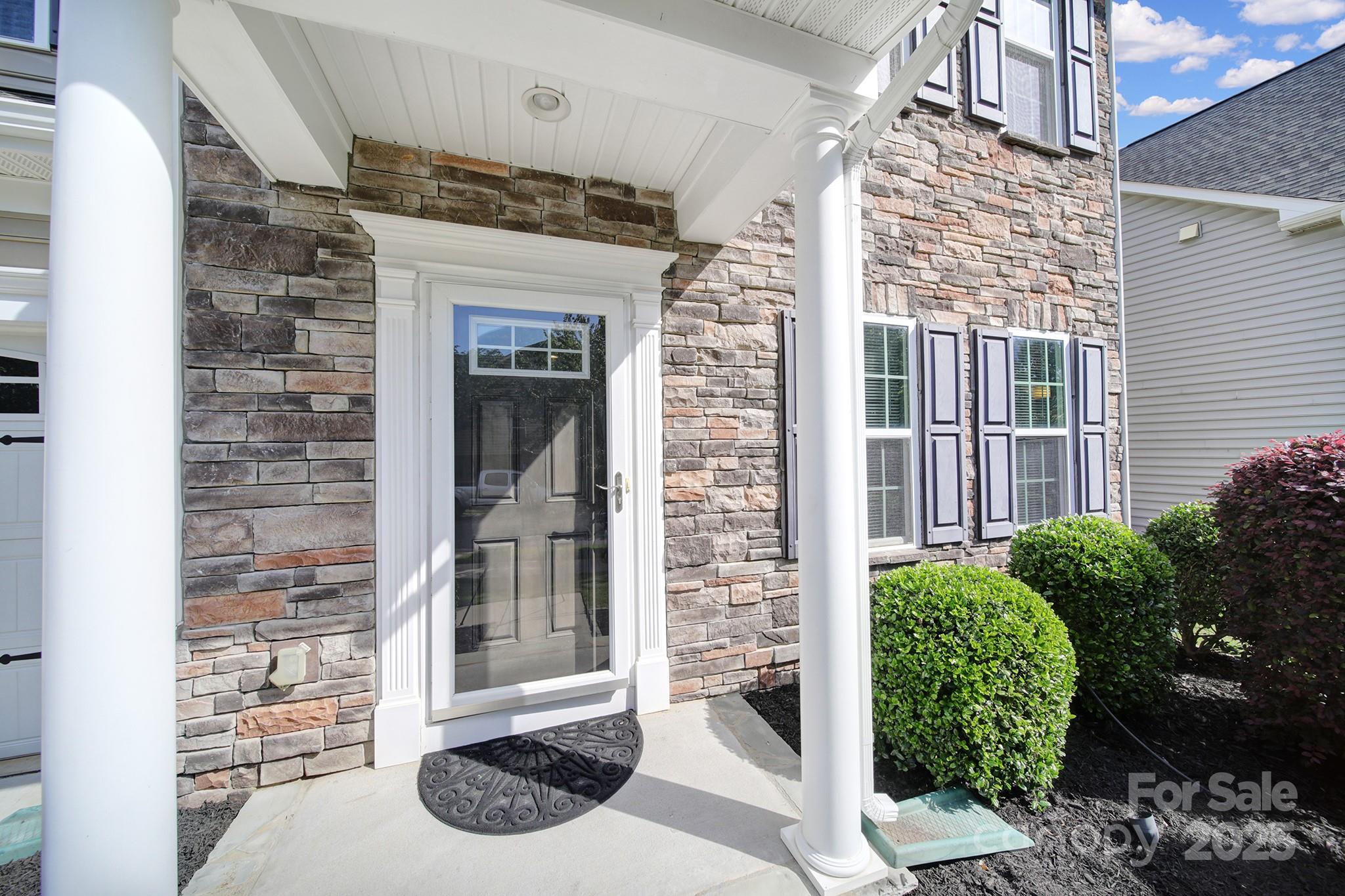 1012 Kings Bottom Drive — Fort Mill