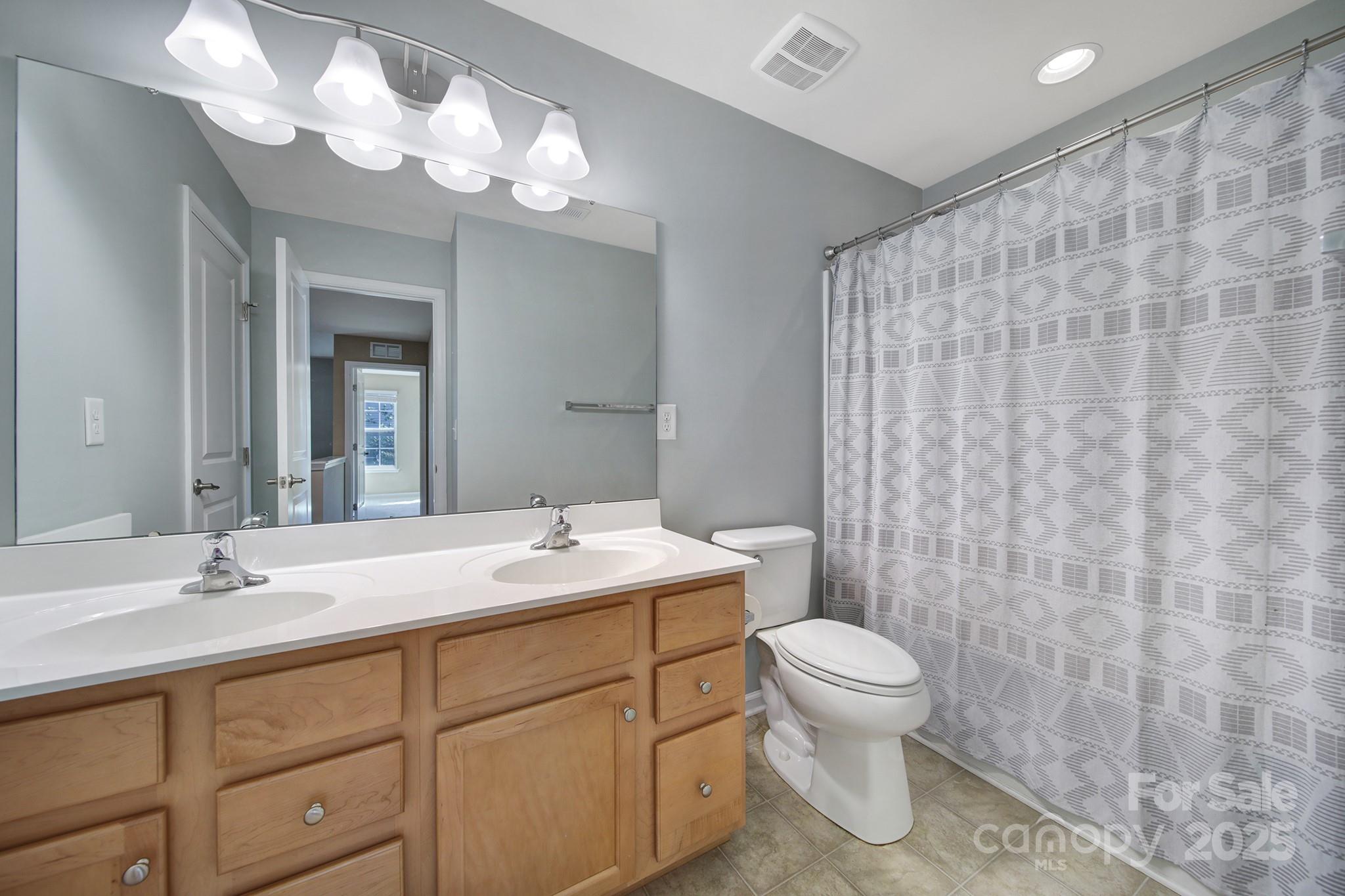 1012 Kings Bottom Drive — Fort Mill