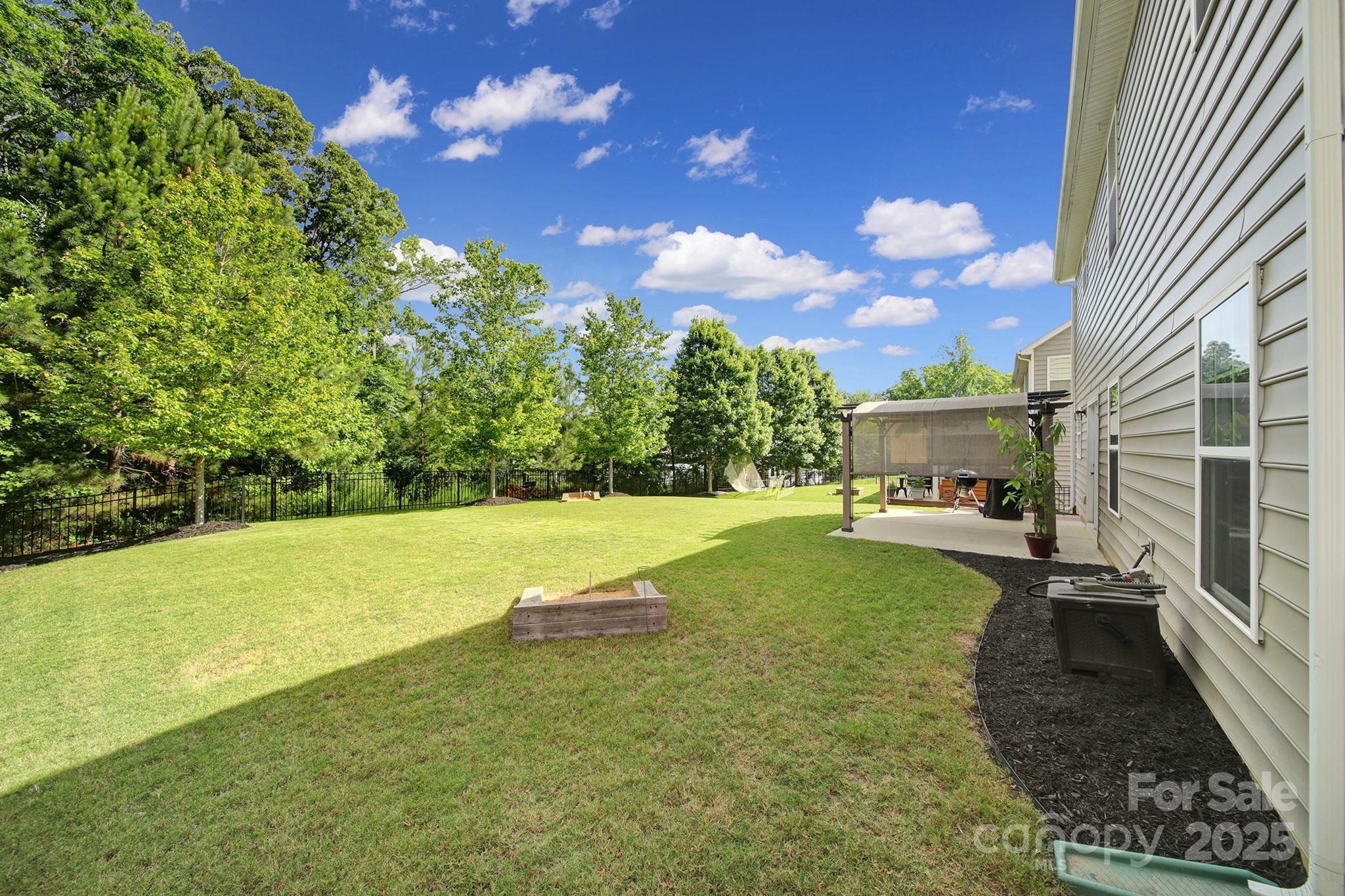 1012 Kings Bottom Drive — Fort Mill