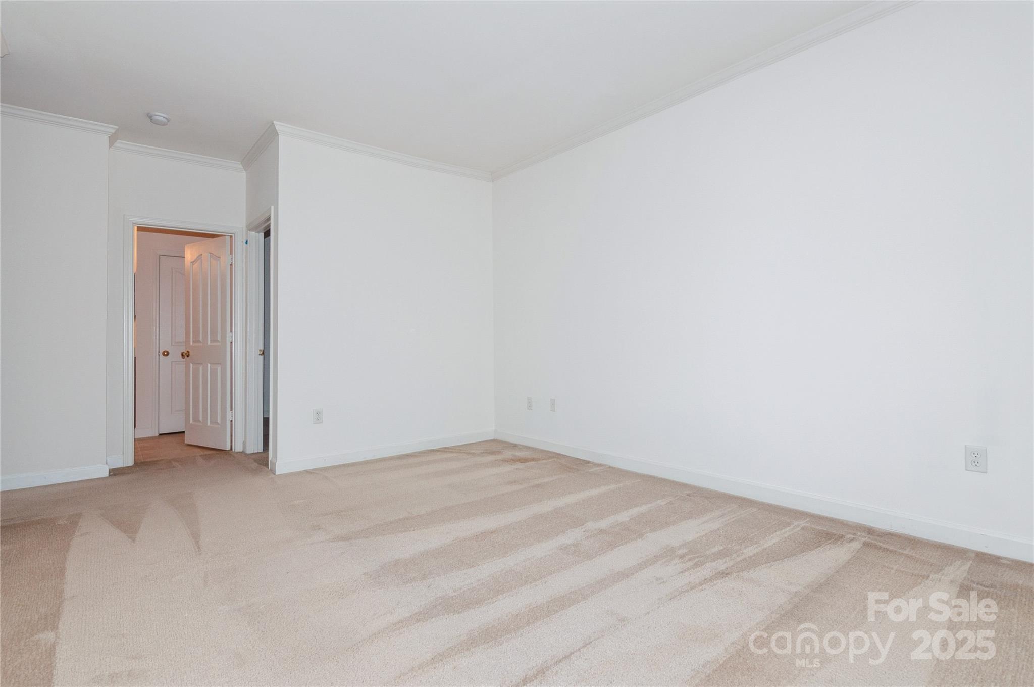 11863 Ridgeway Park Drive — Charlotte