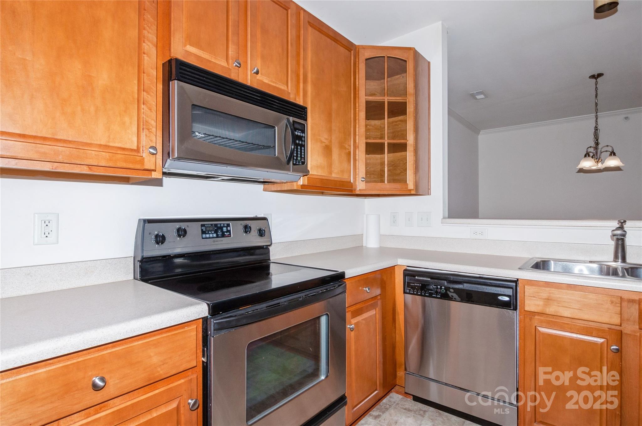 11863 Ridgeway Park Drive — Charlotte
