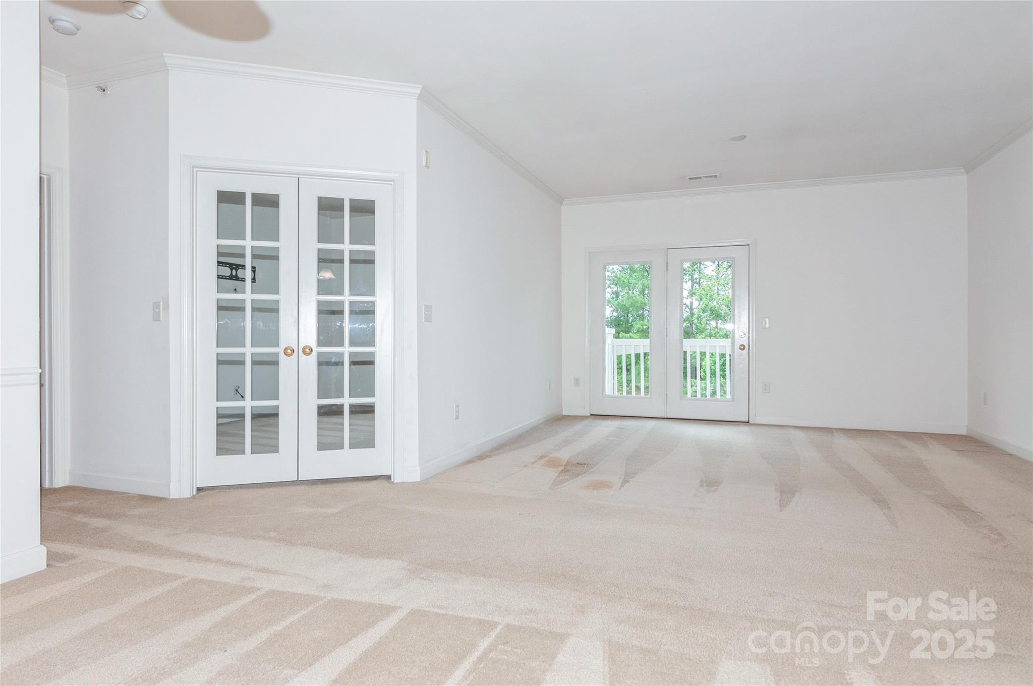 11863 Ridgeway Park Drive — Charlotte