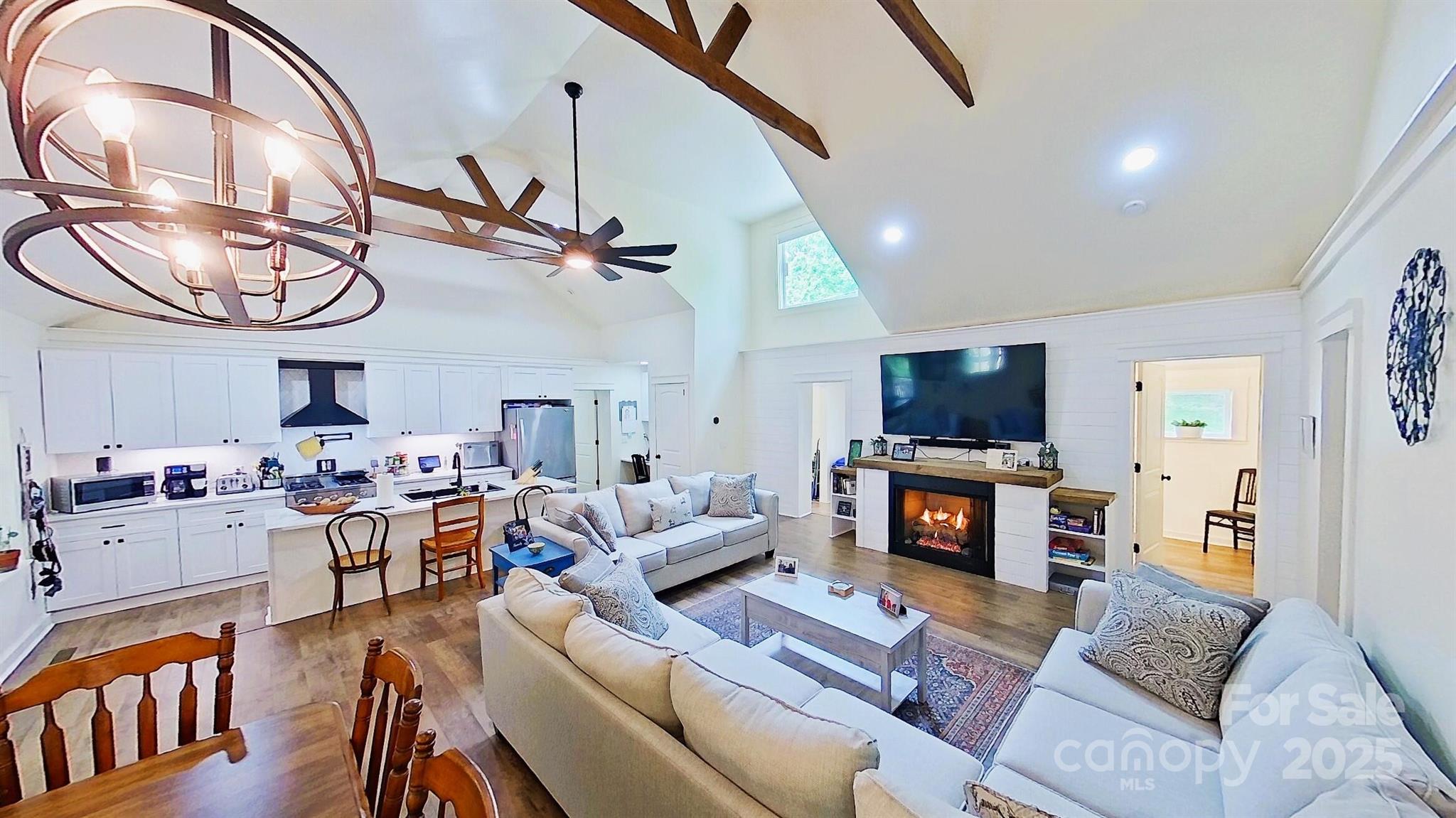 227 Ashmore Avenue — Hendersonville
