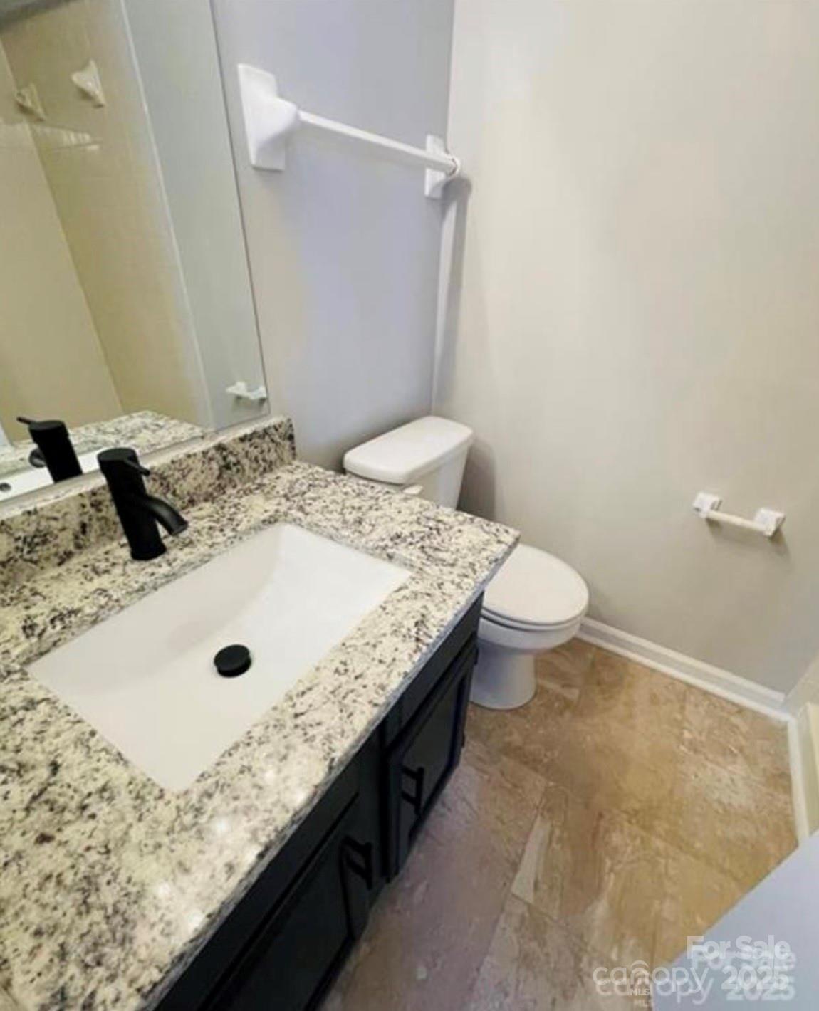 1624 Arlyn Circle #G — Charlotte