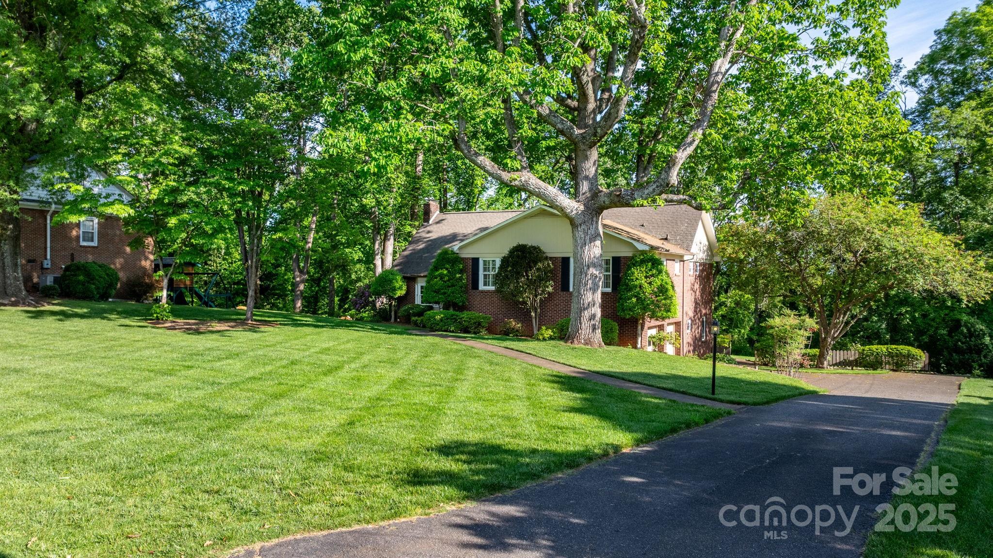 220 West Park Drive — Morganton