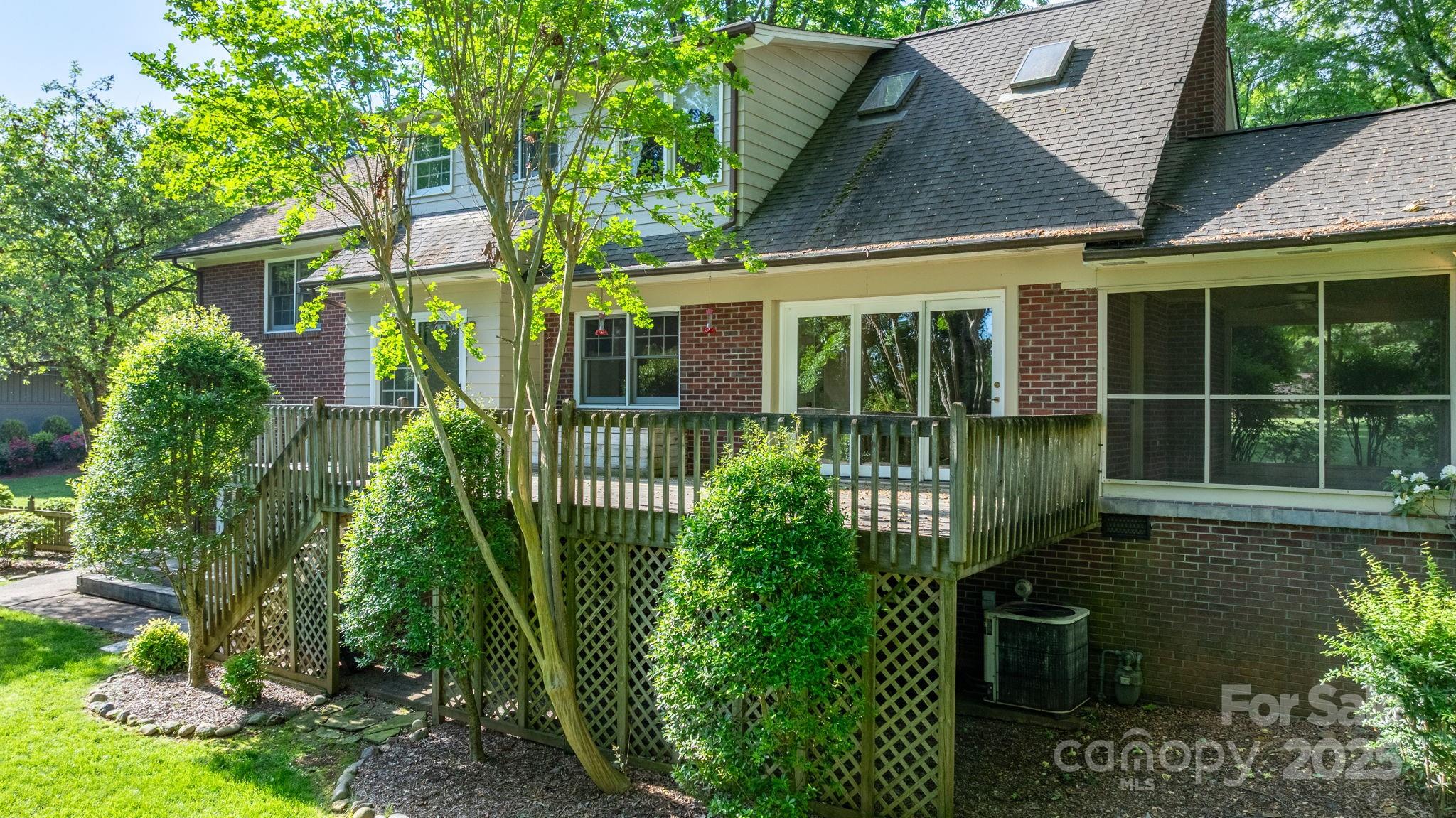 220 West Park Drive — Morganton