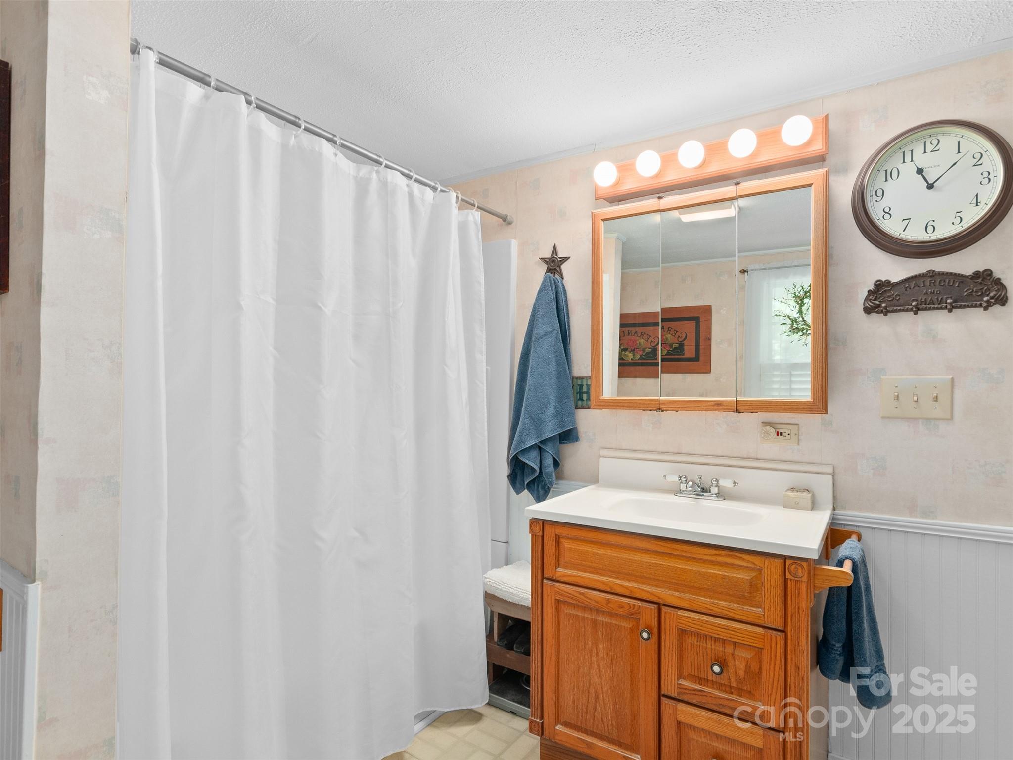 229 Crabtree Mountain Road — Canton