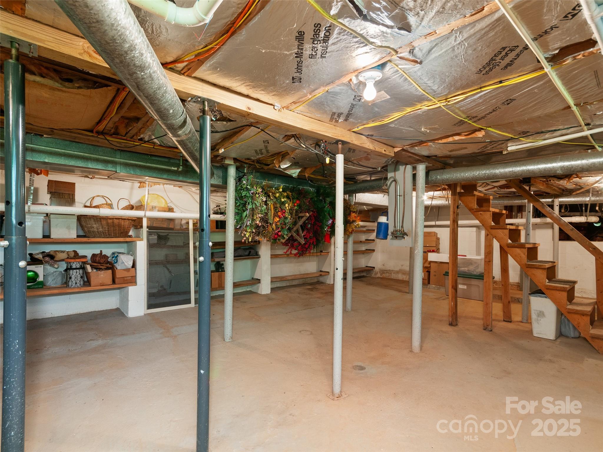 229 Crabtree Mountain Road — Canton