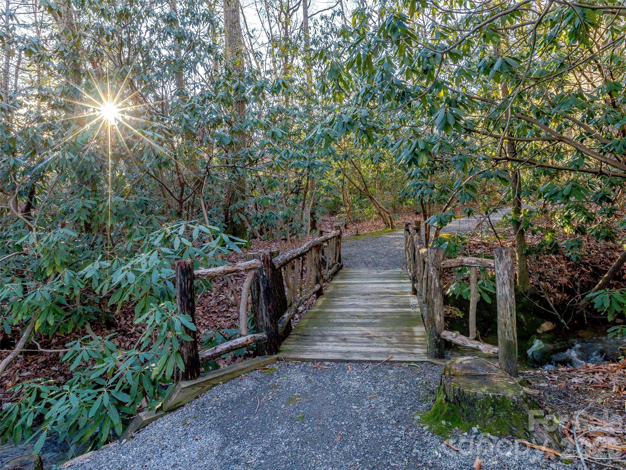 1 East Owl Creek Lane — Fairview