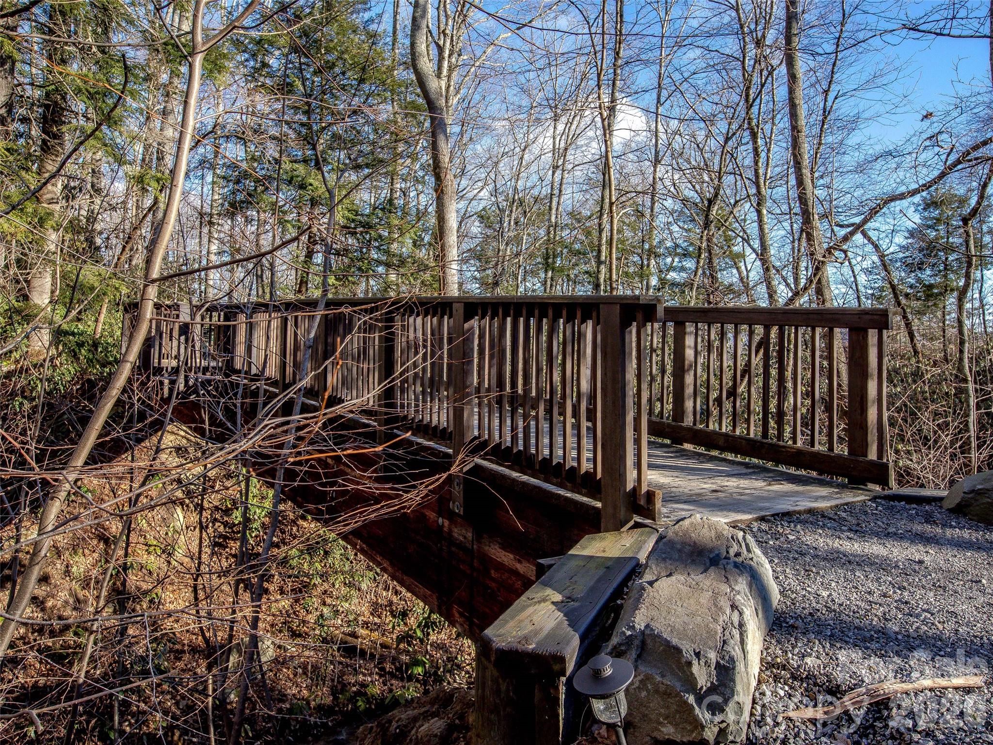1 East Owl Creek Lane — Fairview