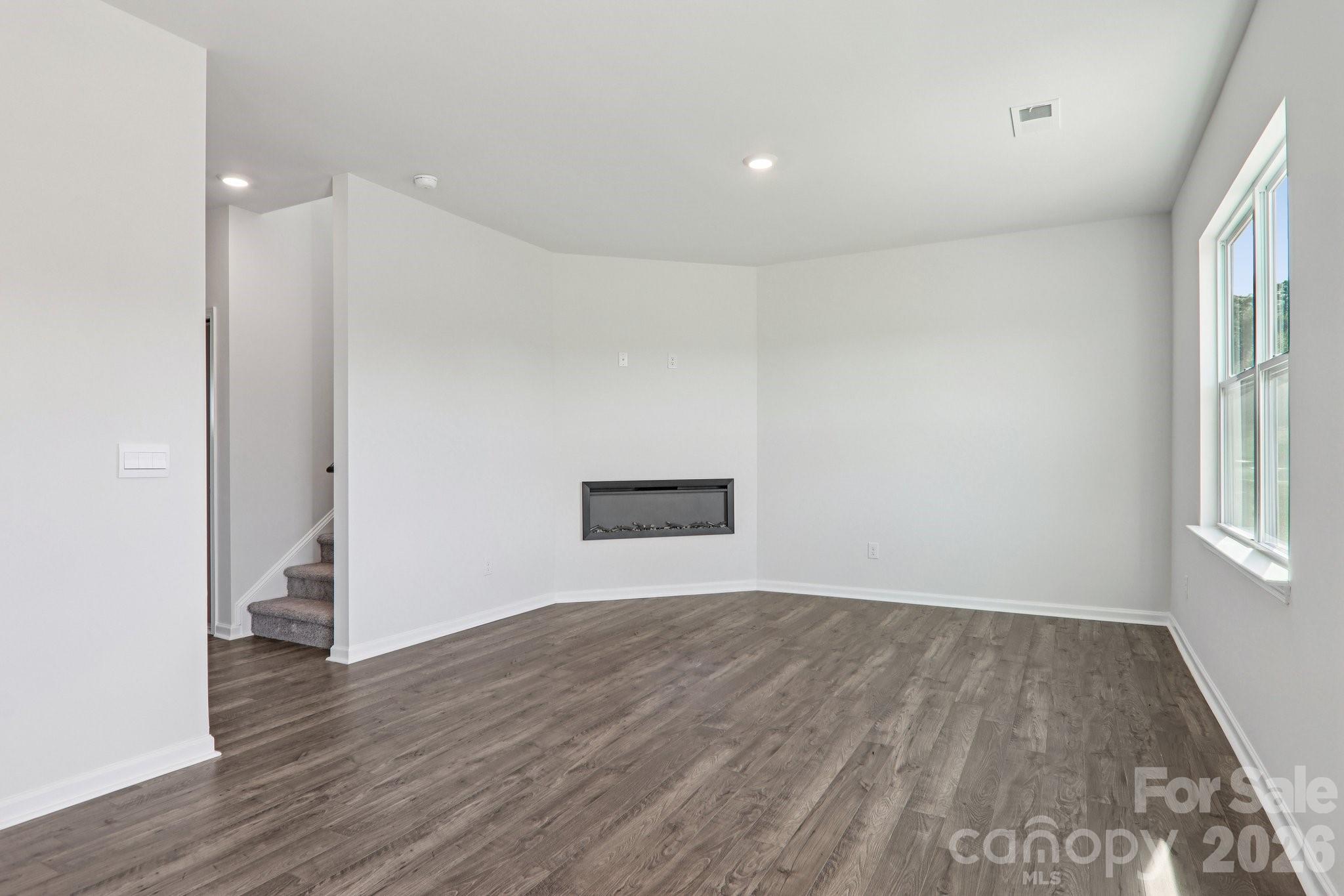 827 Adelston Lane — Asheville